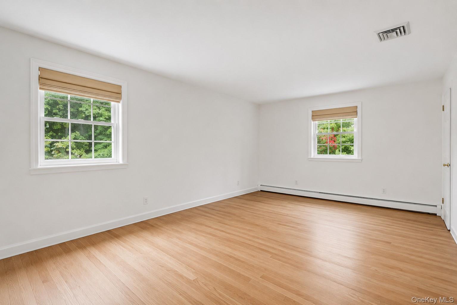 83 Shore Road – For Sale photo 17