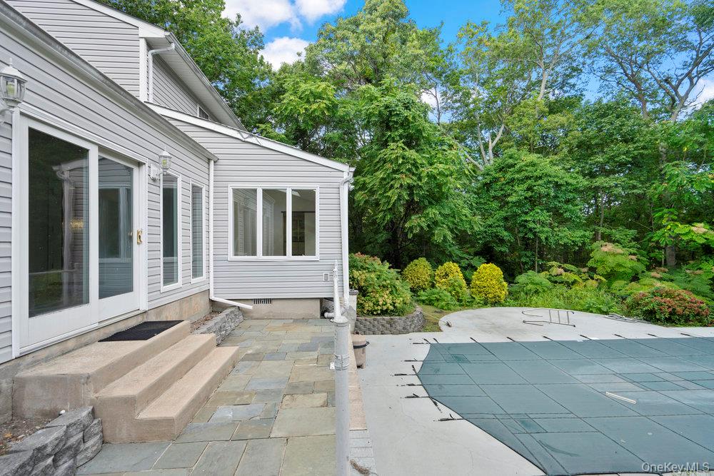 83 Shore Road – For Sale photo 29
