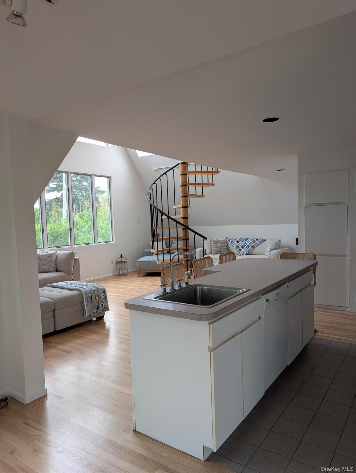 31 Ivy Avenue – For Sale