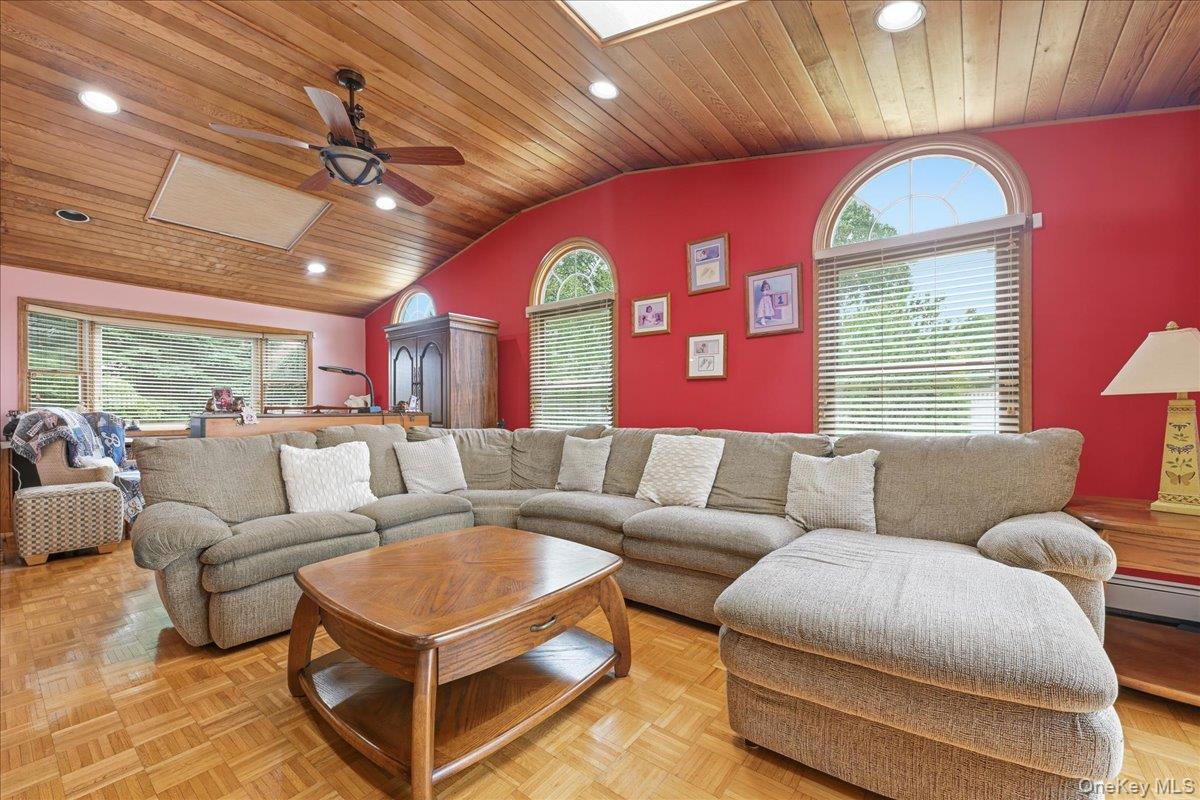 2785 Harvey Avenue – For Sale photo 13
