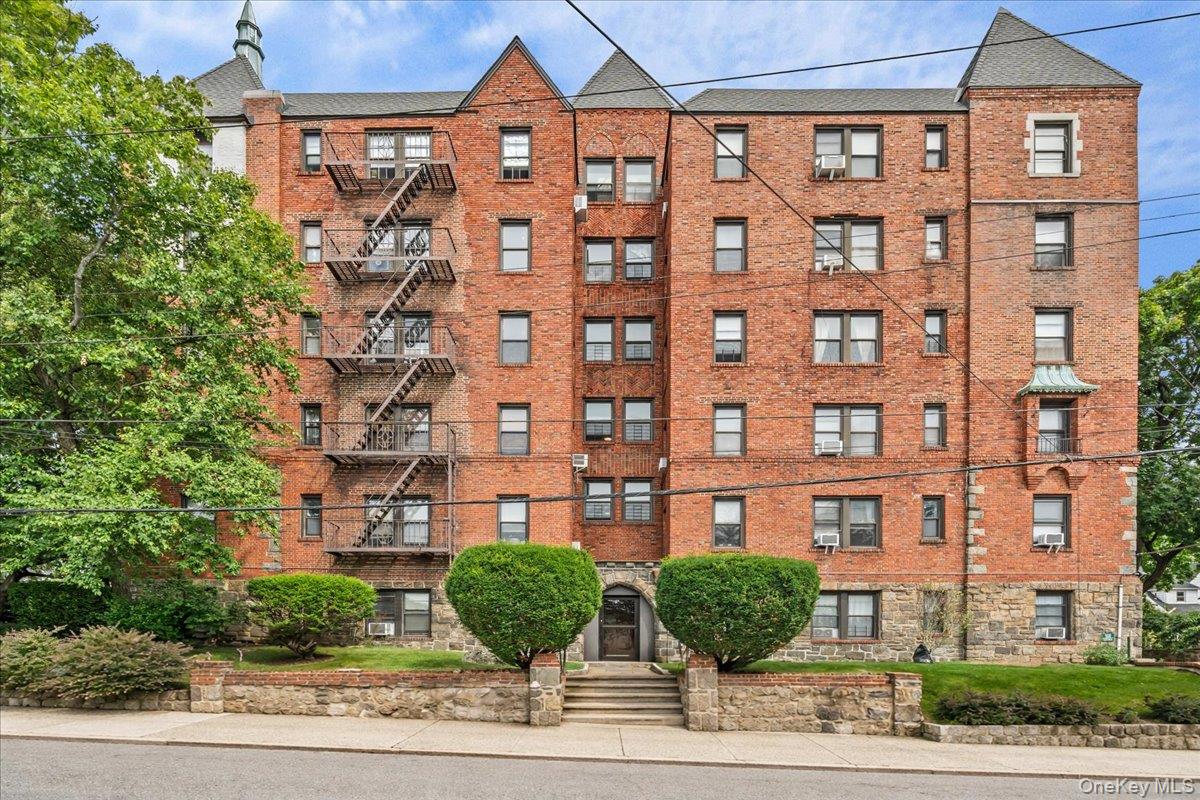 20 William Street, Unit 5J