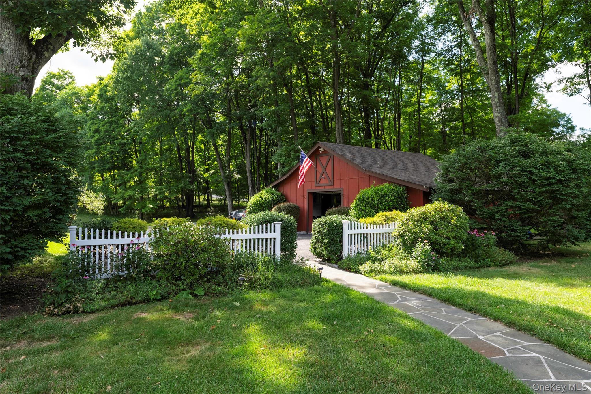 60 Traver Road – For Sale photo 32