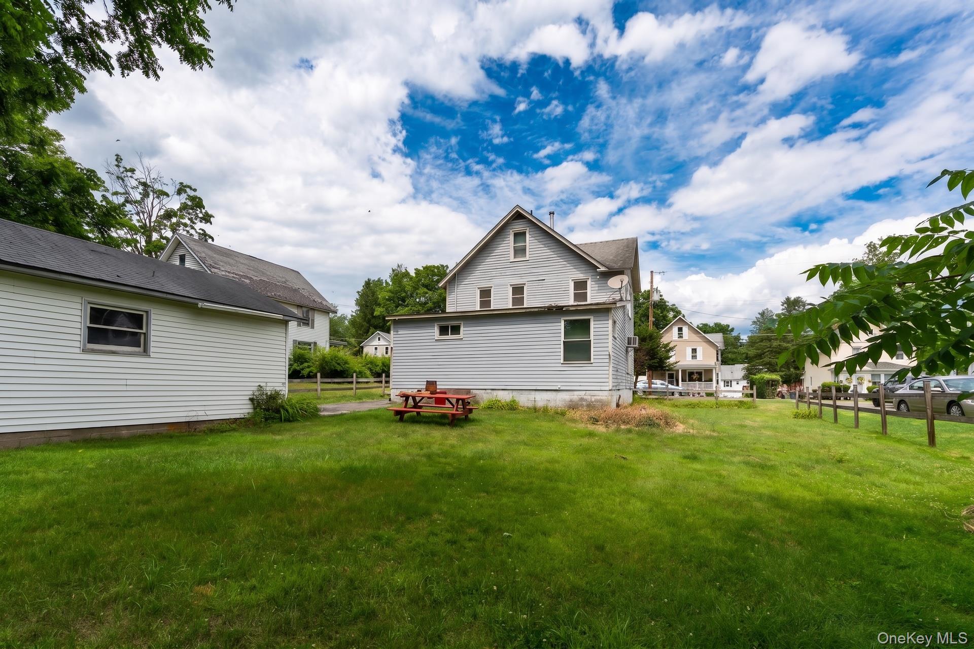 8 Elm Street – For Sale photo 3
