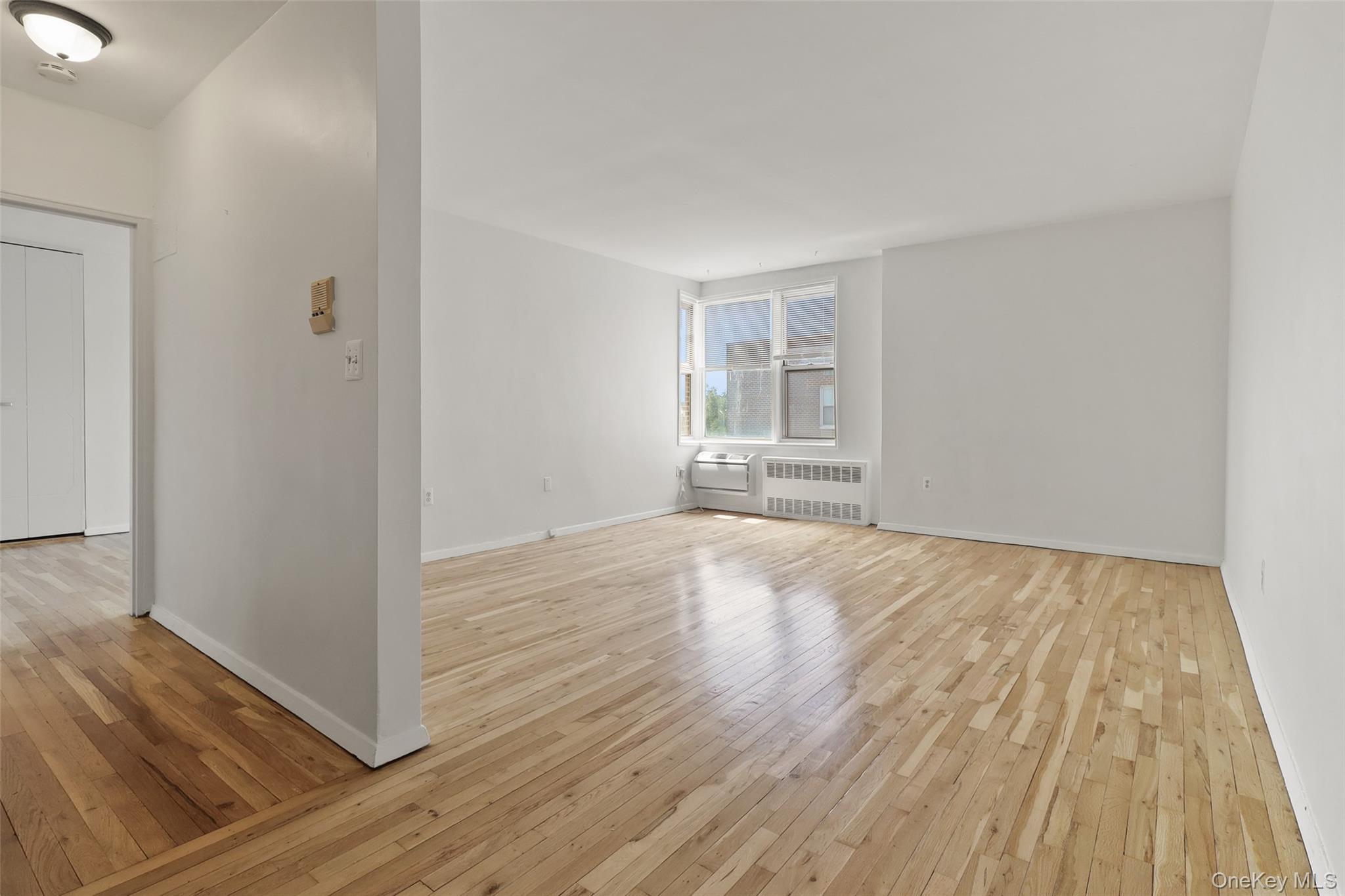 360 Westchester Avenue, Unit 623 photo 2