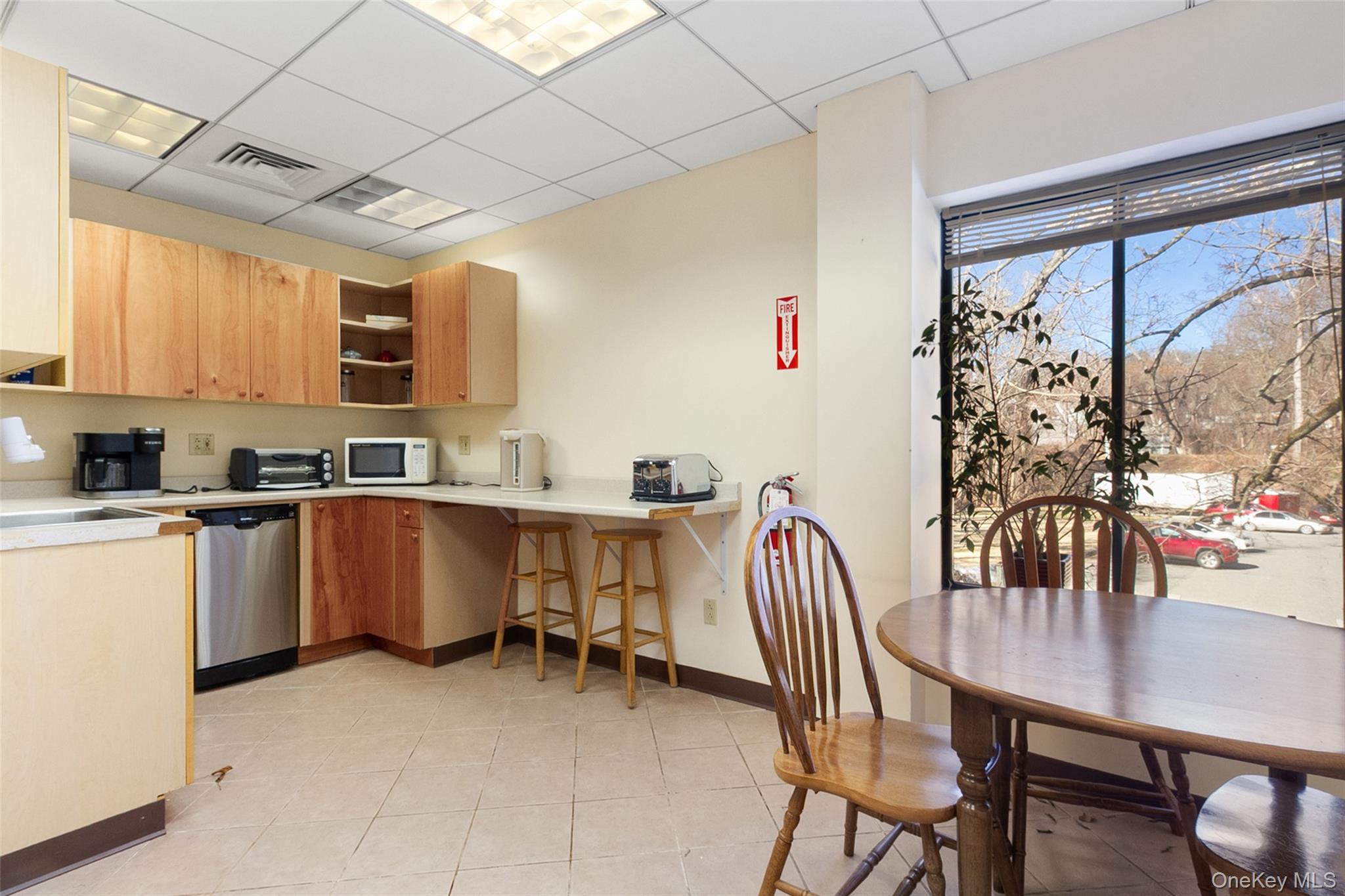 23 Snowden Avenue, Unit Unit A photo 5