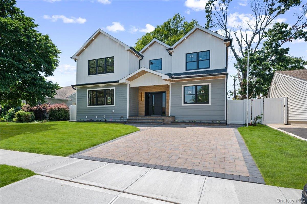517 Corral Run – For Sale photo 2