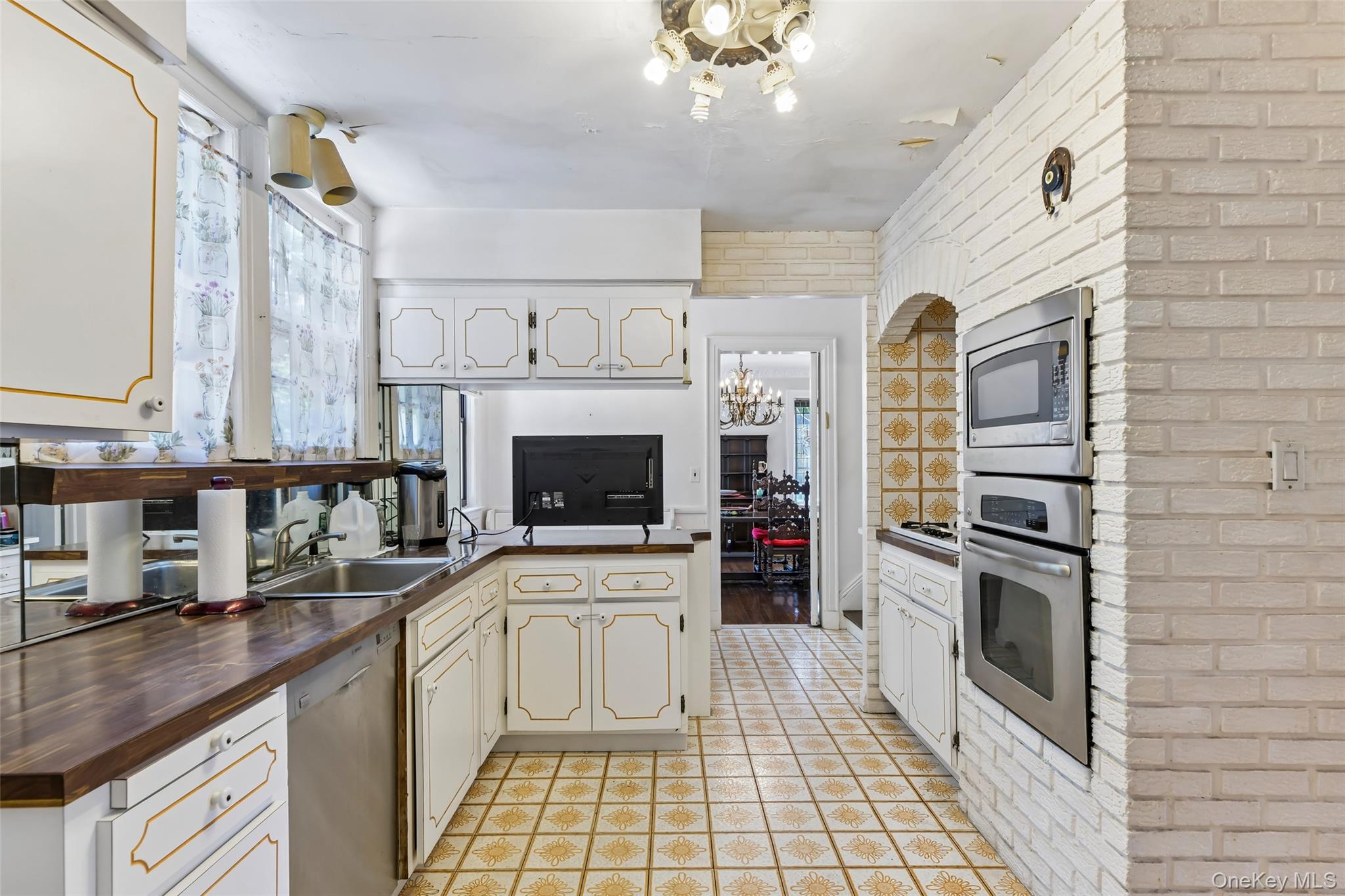 38 Cedarhurst Avenue – For Sale photo 13