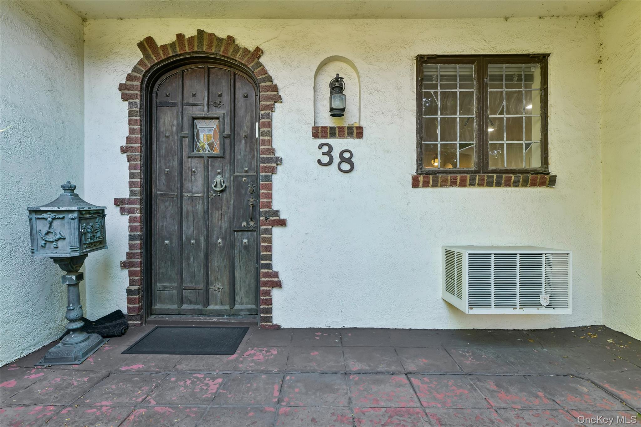 38 Cedarhurst Avenue – For Sale photo 3