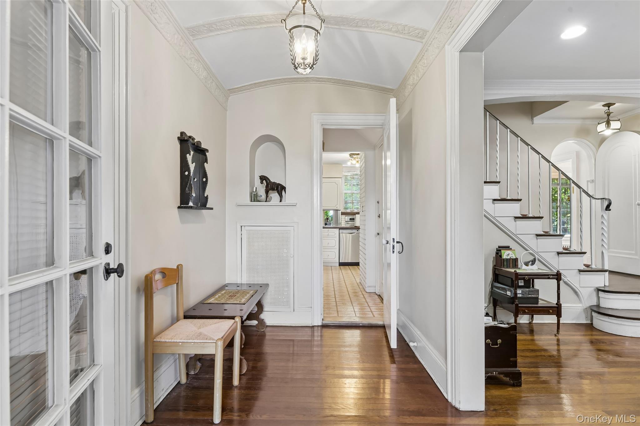 38 Cedarhurst Avenue – For Sale photo 4