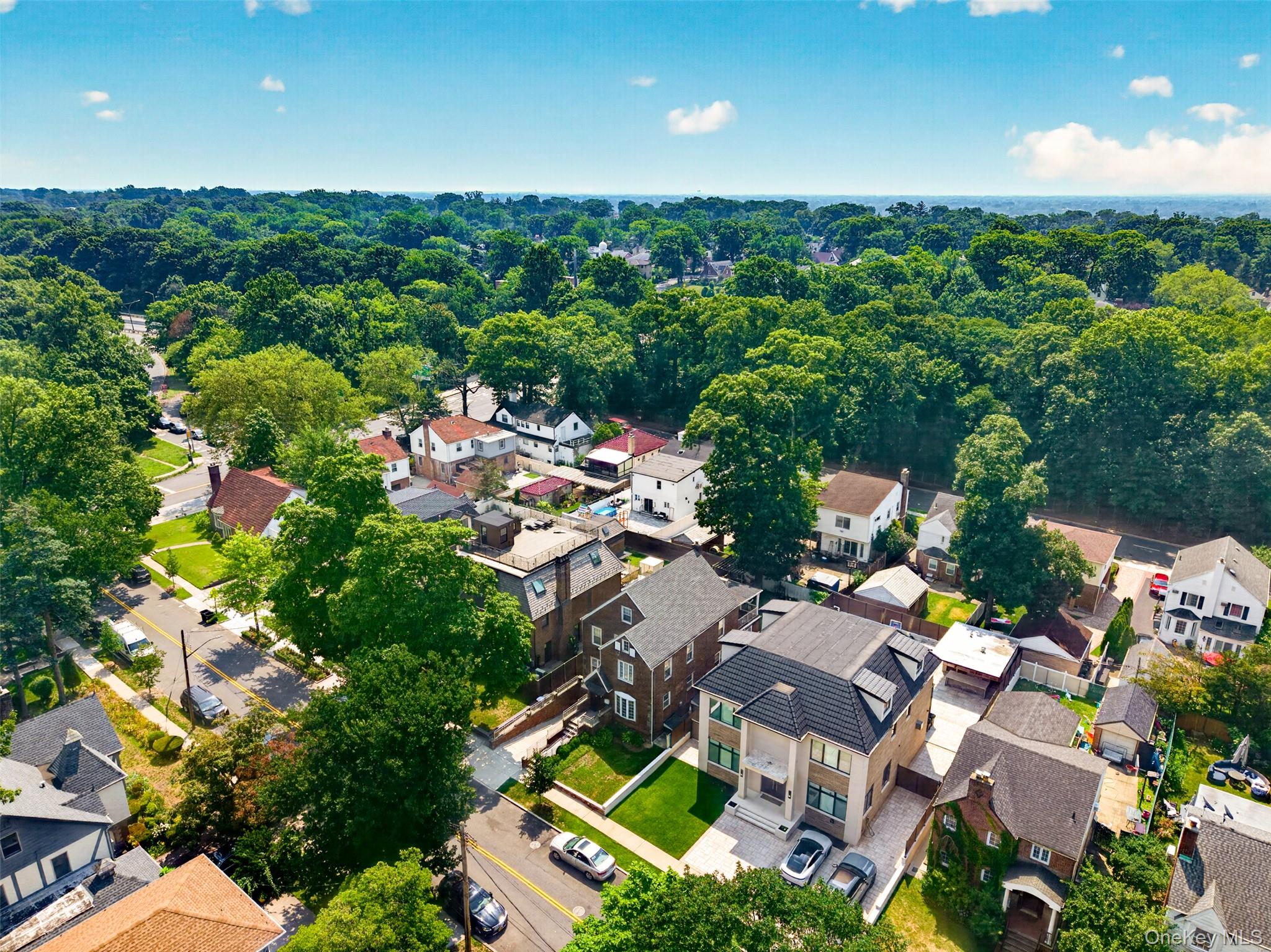 186-32 Avon Road – For Sale photo 45