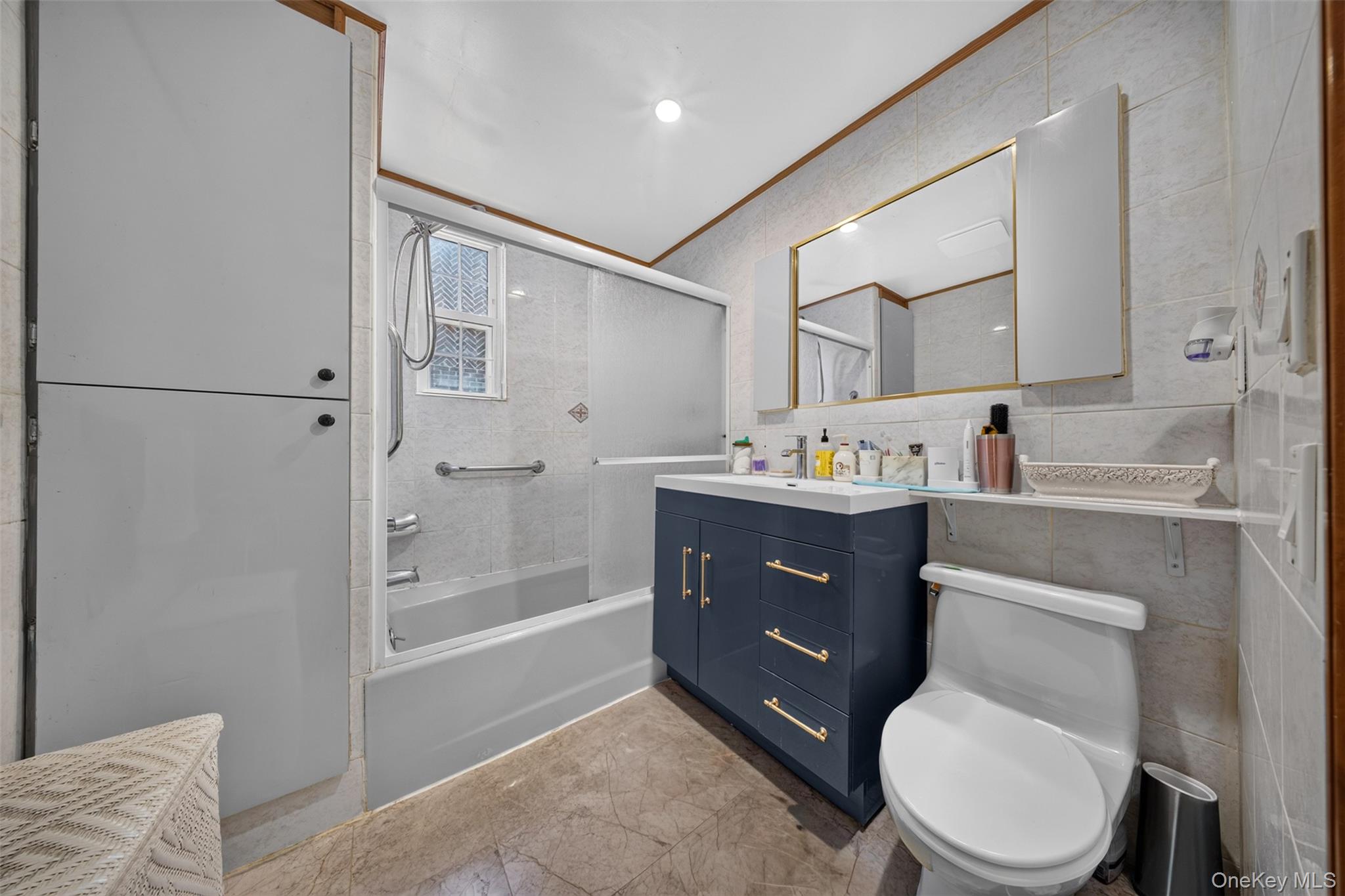 186-32 Avon Road – For Sale photo 19
