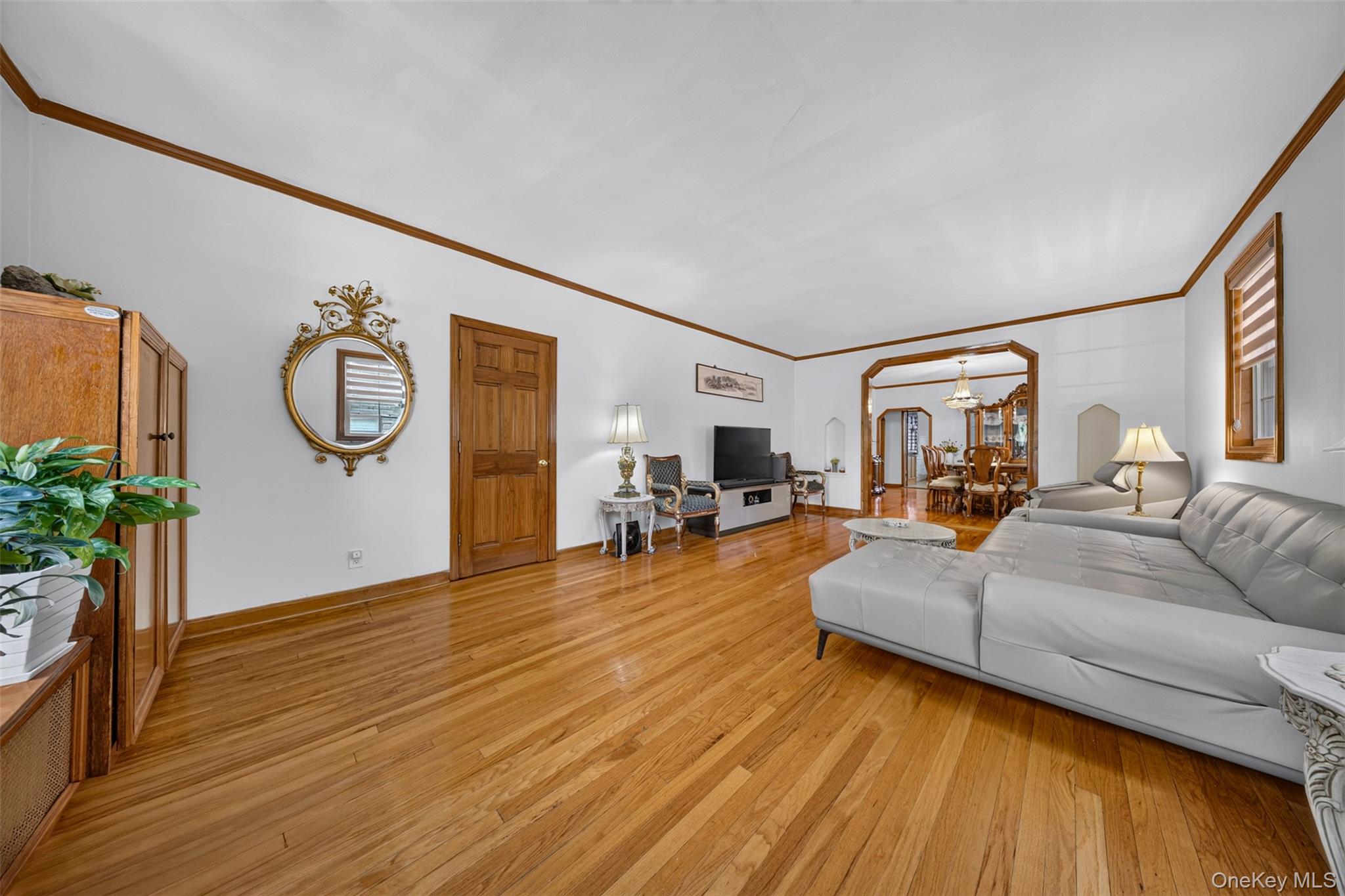 186-32 Avon Road – For Sale photo 7