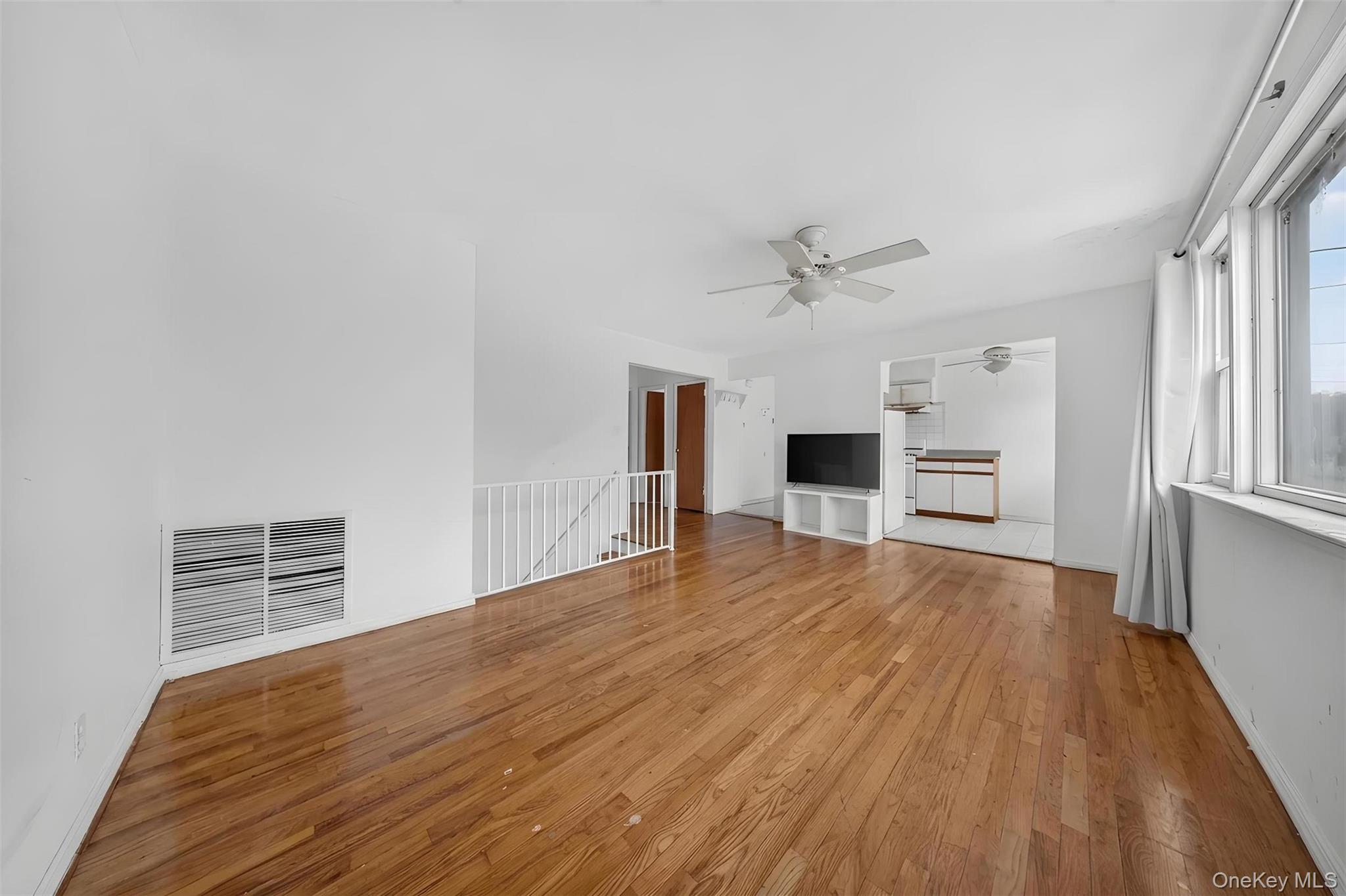 202-37 46th Avenue – For Sale photo 8