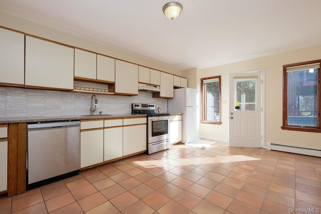132 Woodland Drive – For Rent photo 4
