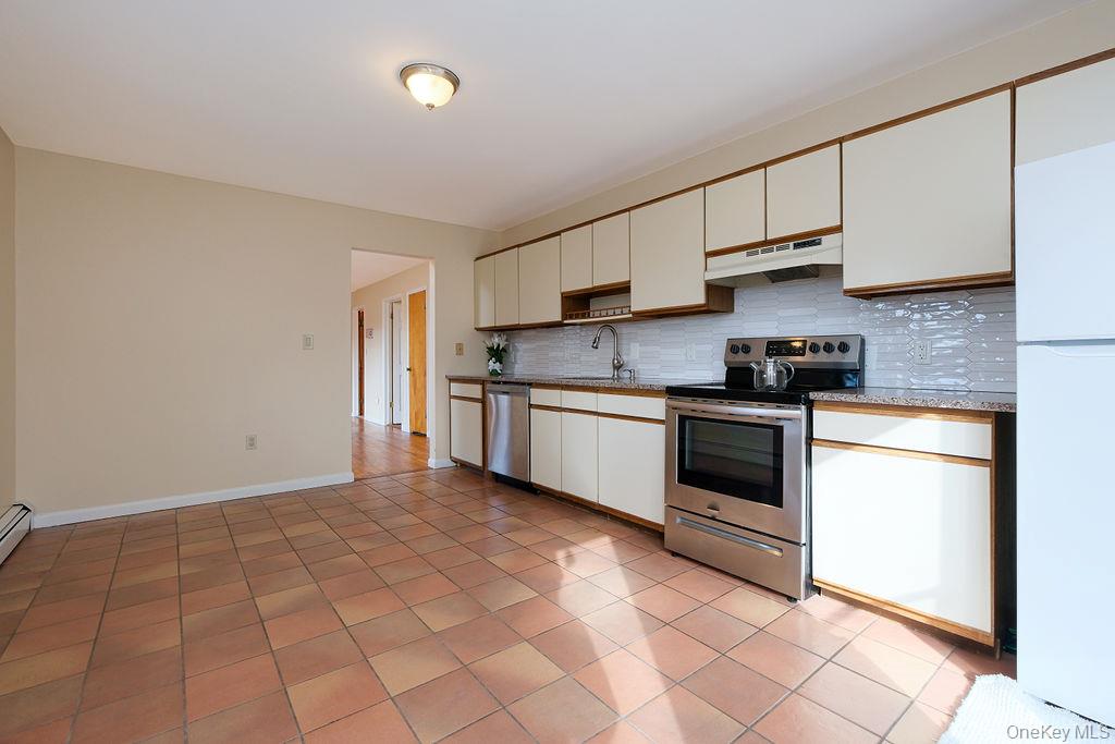 132 Woodland Drive – For Rent photo 5