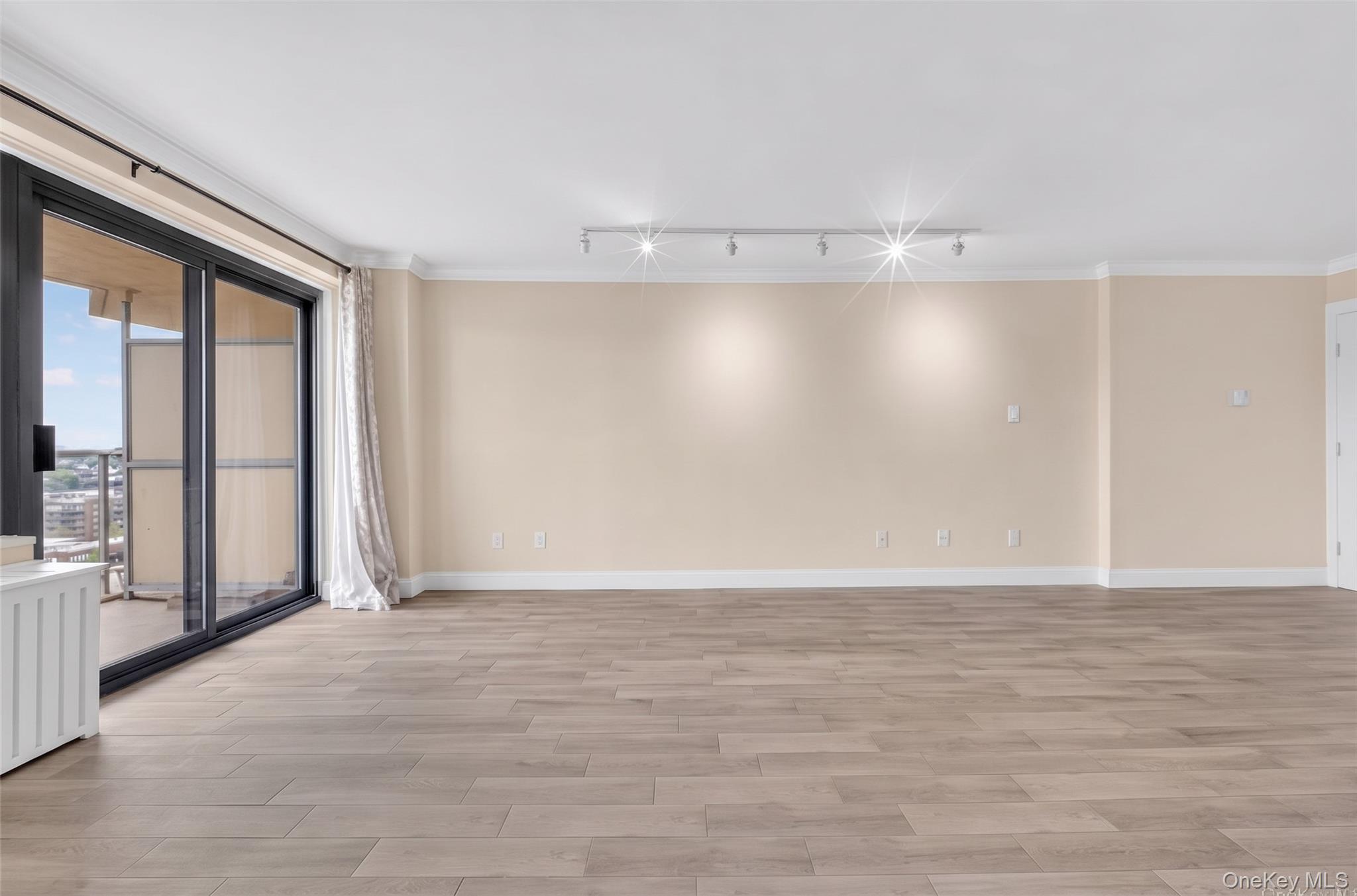 18-05 215th Street, Unit 16H photo 7