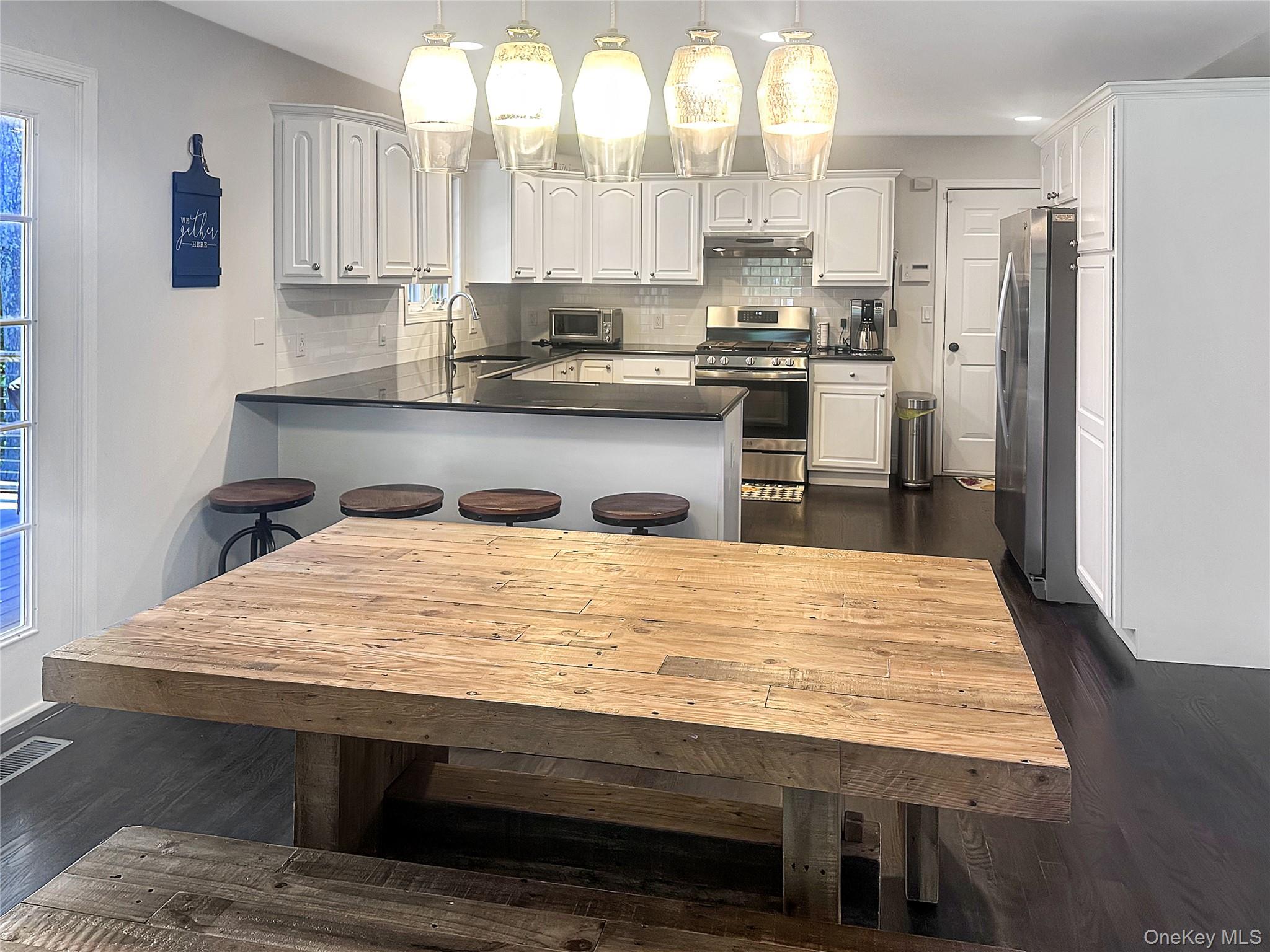 5765 Bergen Avenue – For Rent photo 7