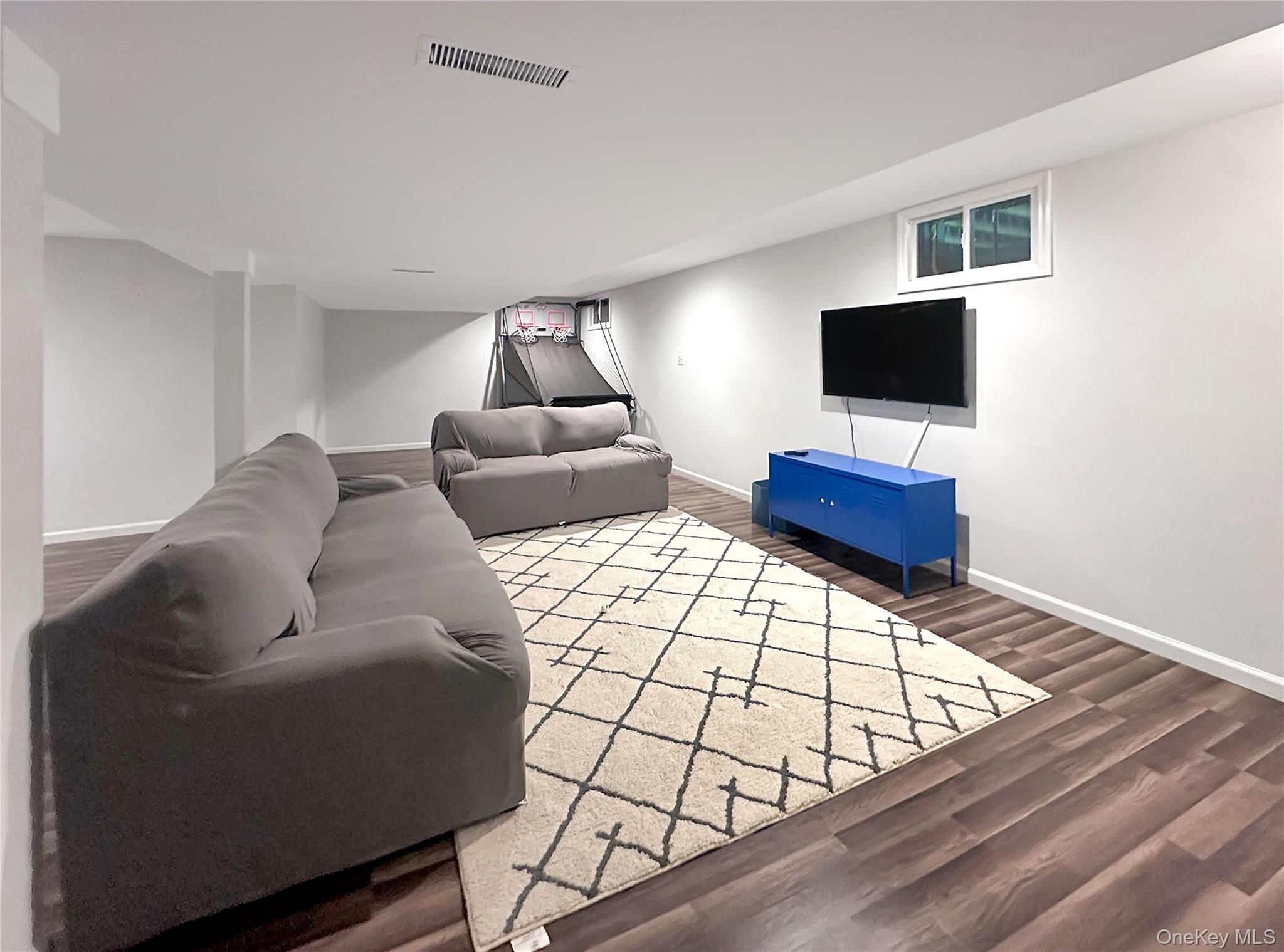 5765 Bergen Avenue – For Rent photo 23