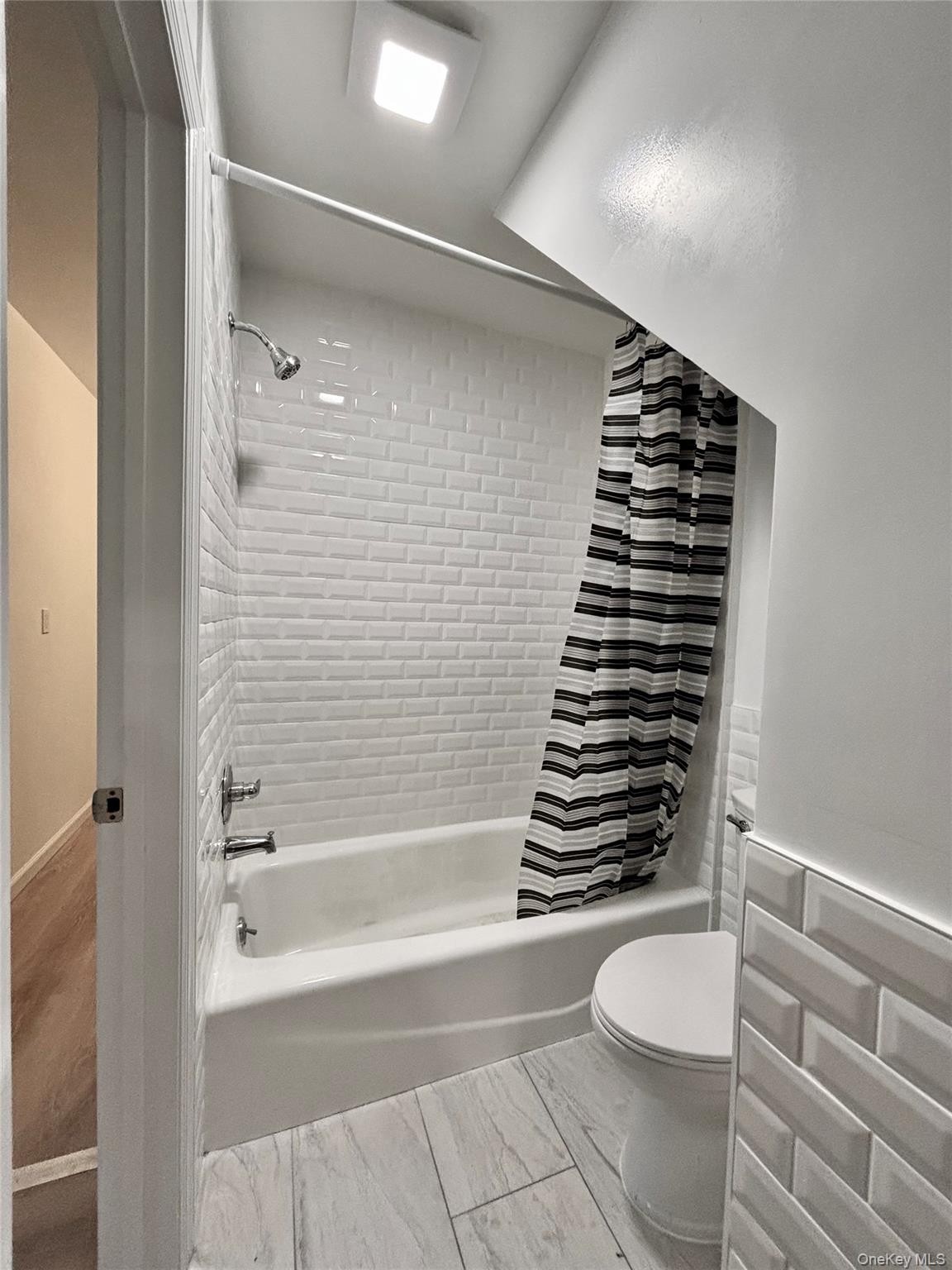 28 Davis Street, Unit 1 photo 8