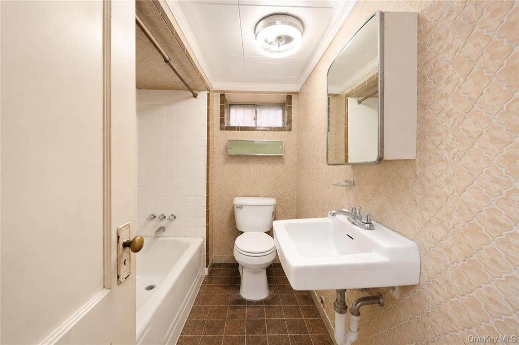 1334 E 15th Street – For Sale photo 23