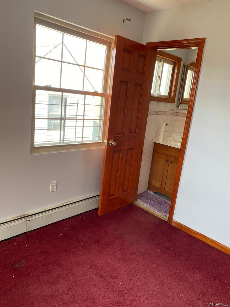 5742 159th Street – For Sale photo 4