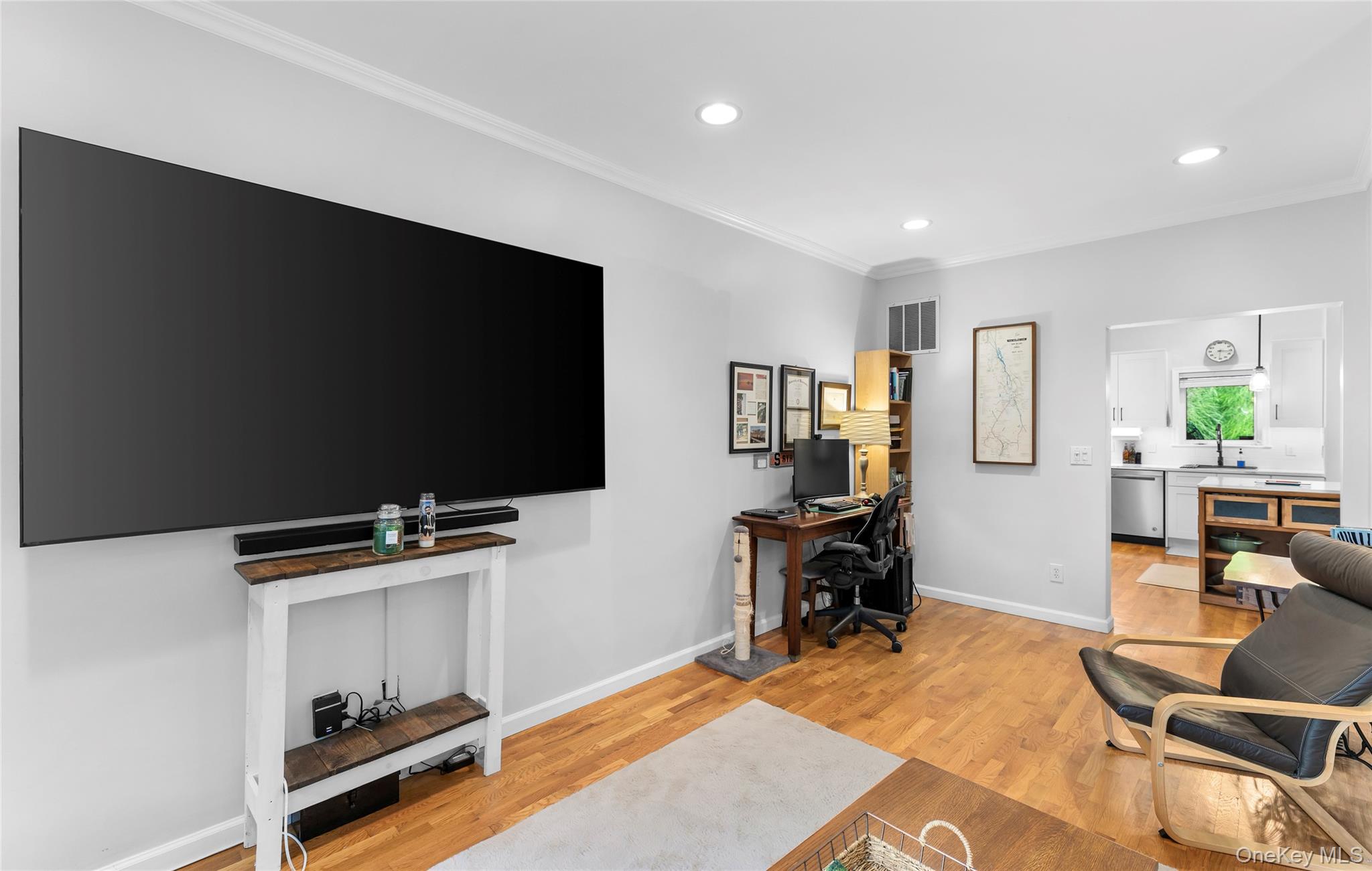 142 Foltim Way – For Sale photo 4
