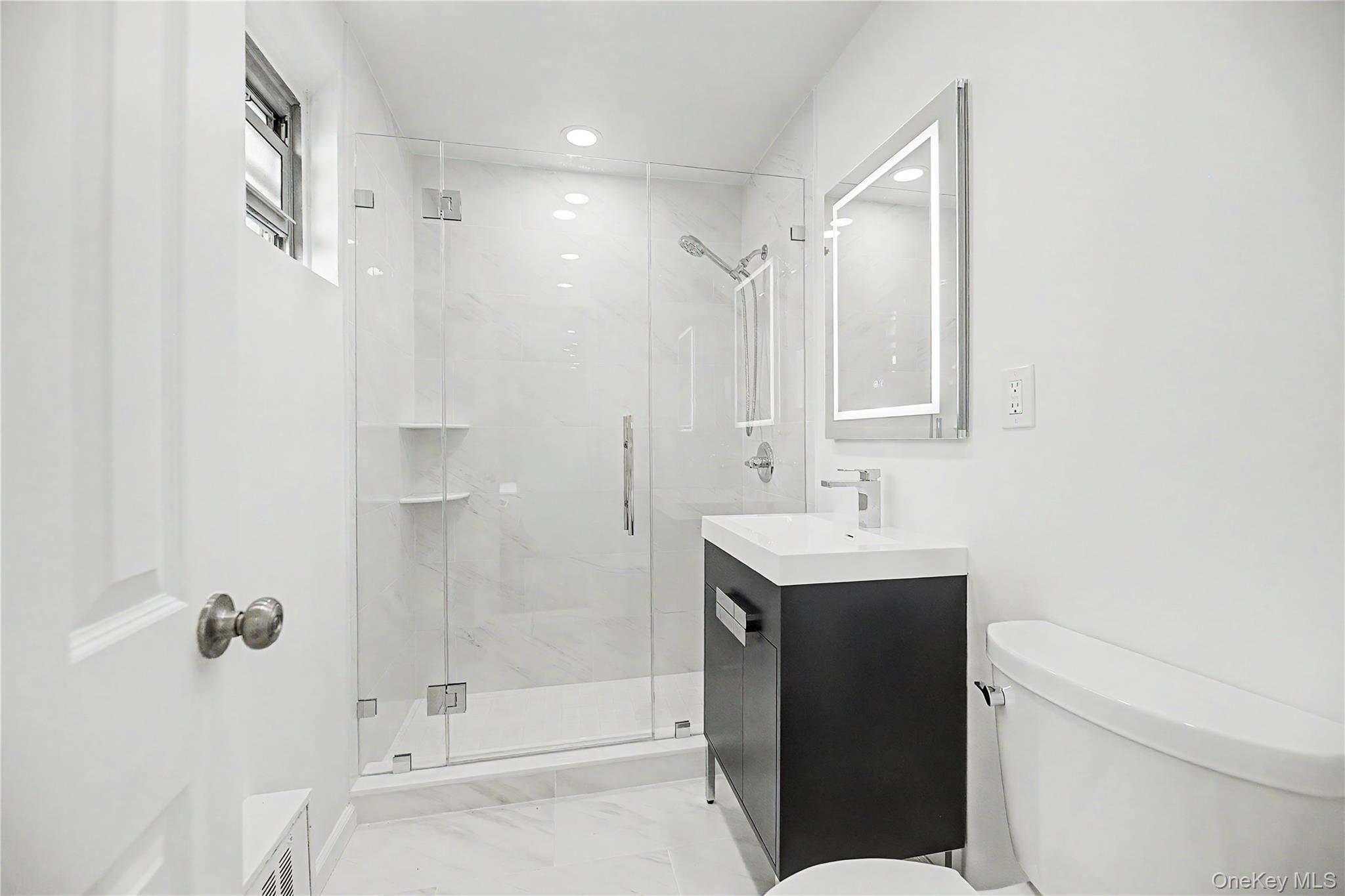 56 Doyer Avenue, Unit 6A photo 5