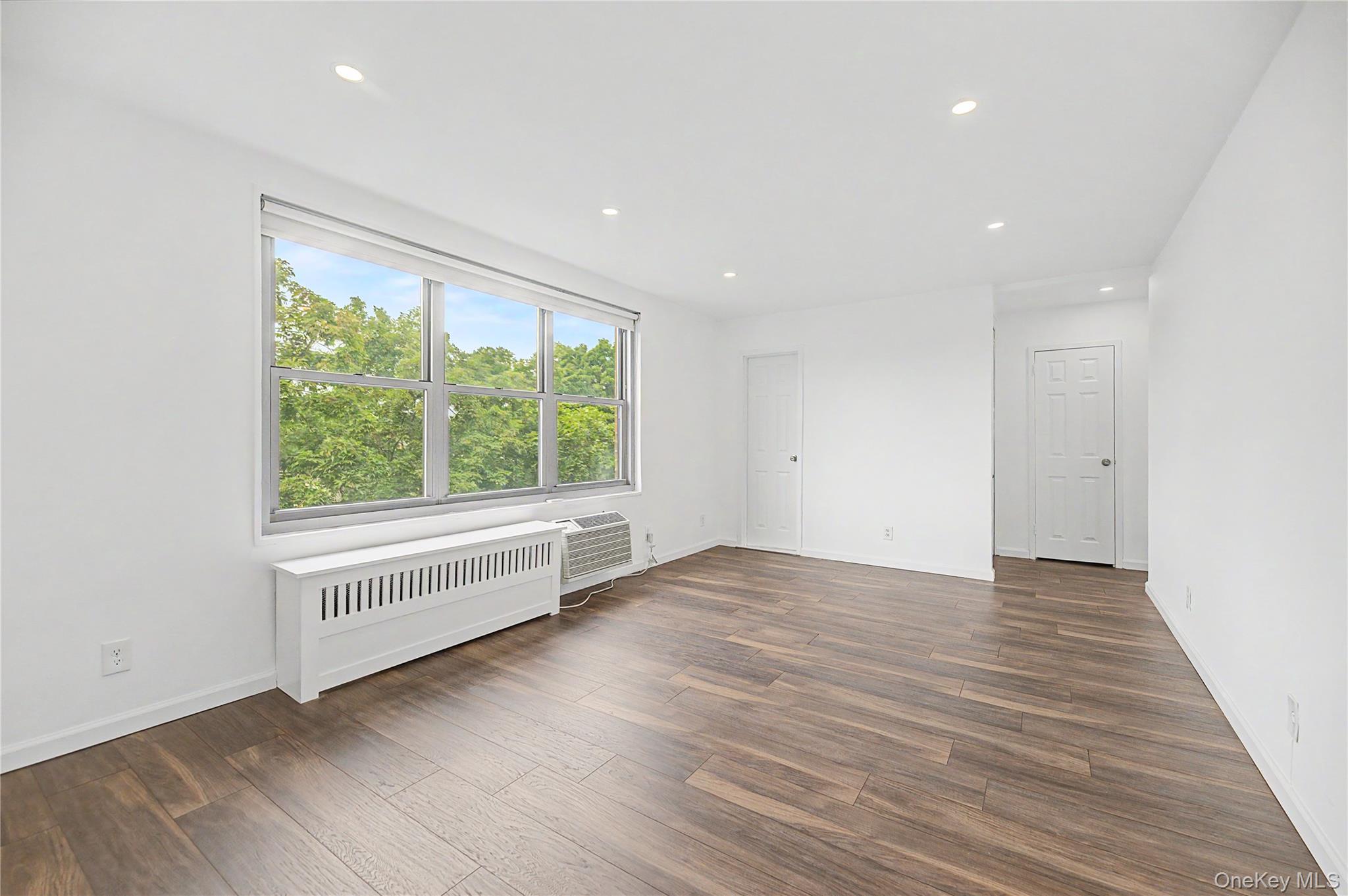 56 Doyer Avenue, Unit 6A photo 4