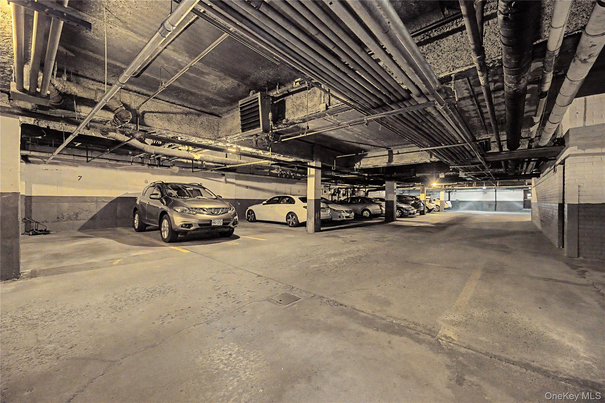 56 Doyer Avenue, Unit 6A photo 17