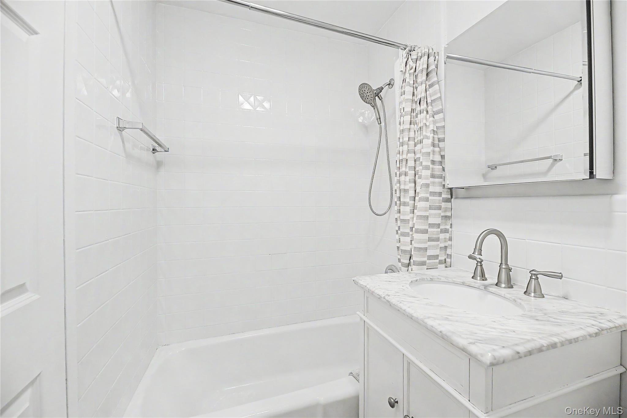56 Doyer Avenue, Unit 6A photo 12