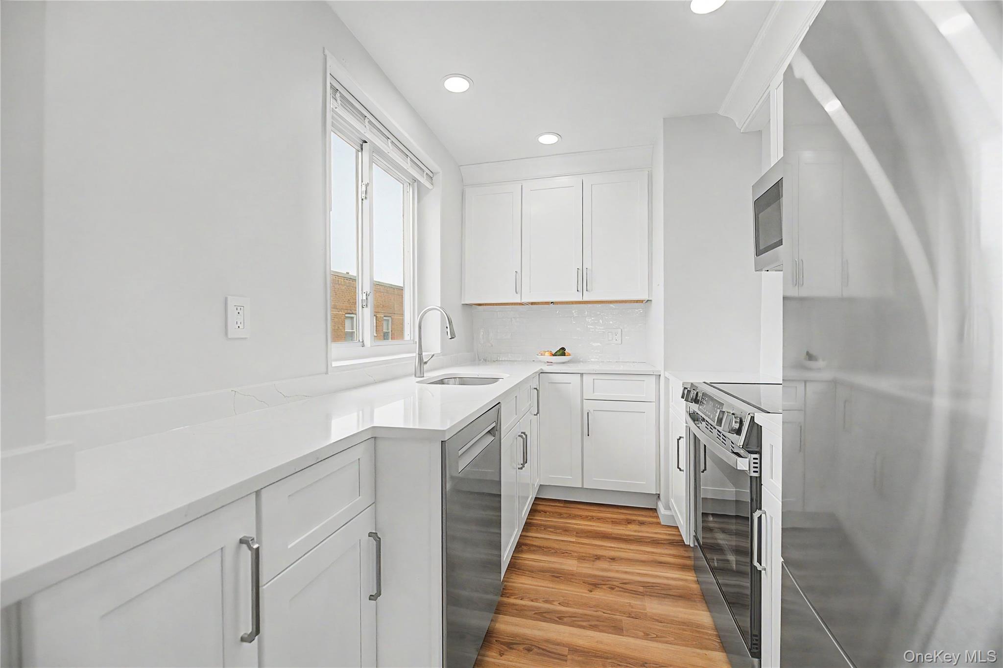 56 Doyer Avenue, Unit 6A photo 14
