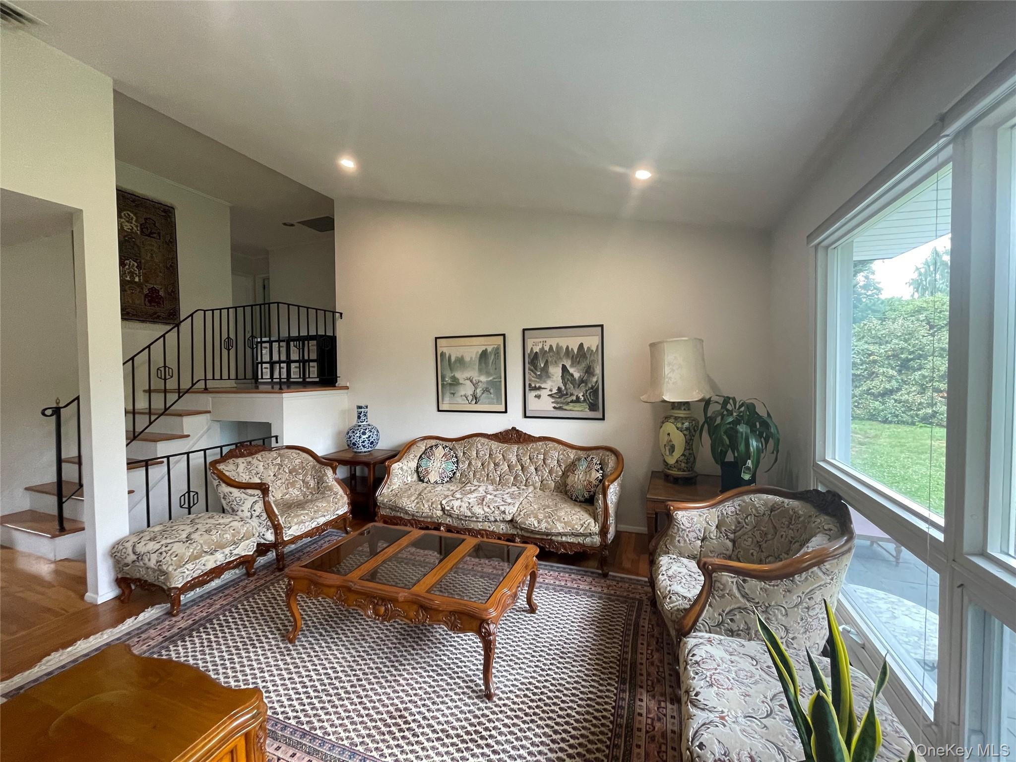 6 Preston Court – For Sale photo 6