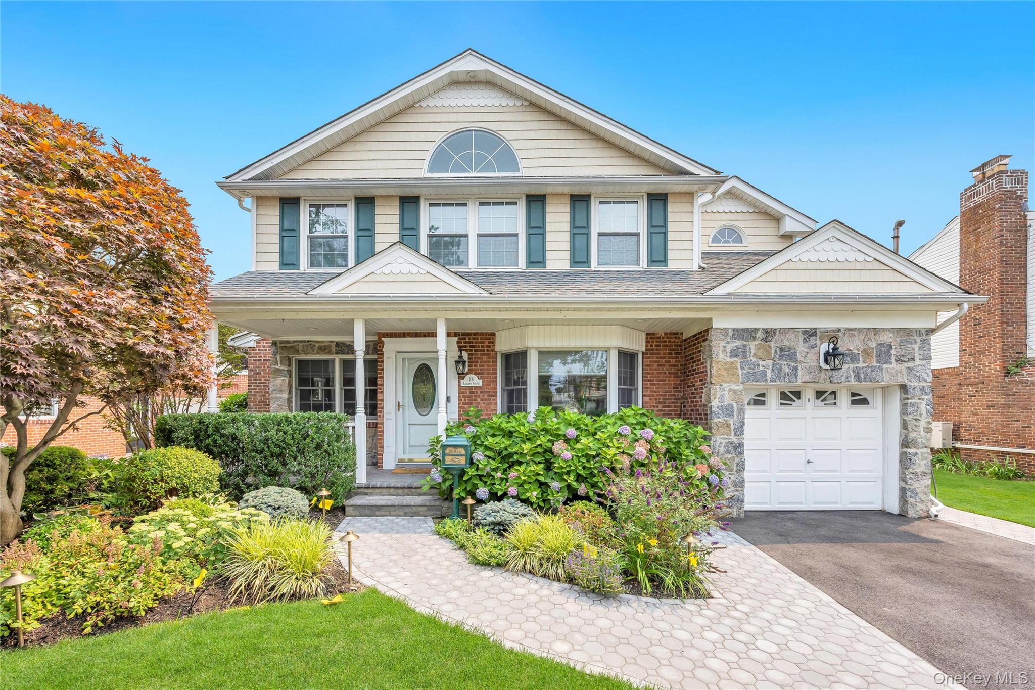 16 Ashland Avenue – For Sale