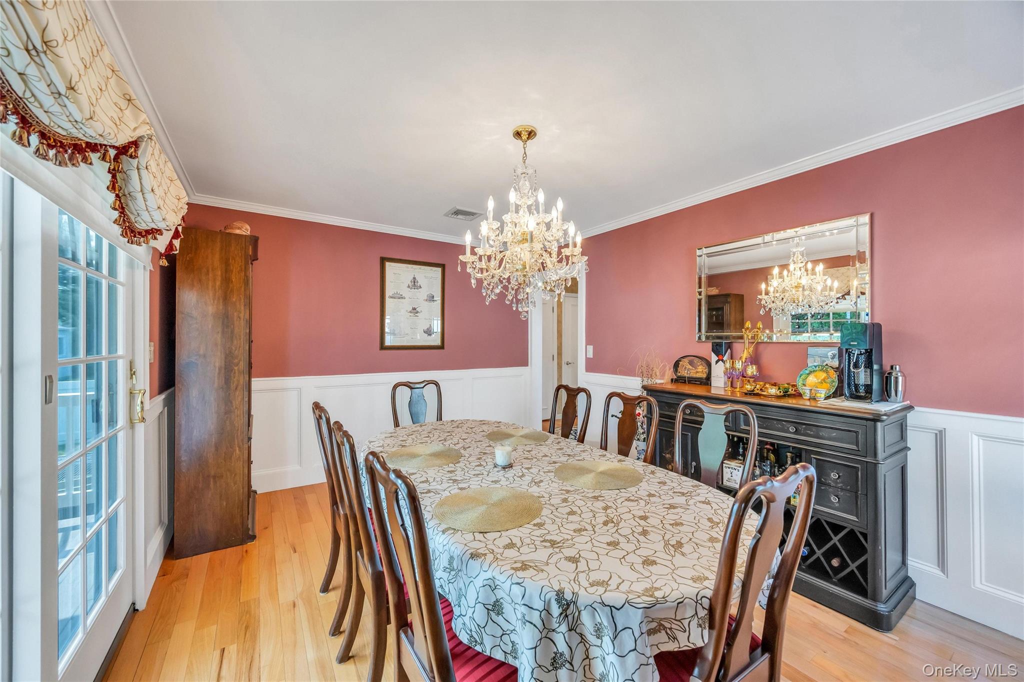 16 Ashland Avenue – For Sale photo 18