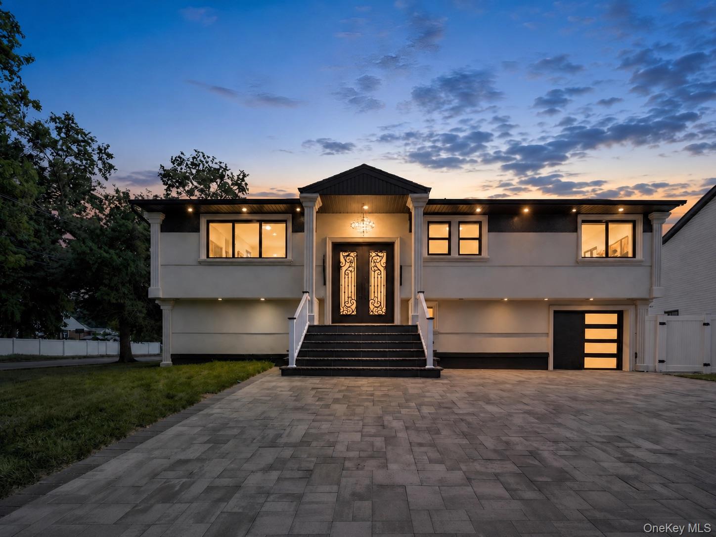 274 Central Park Road – For Sale