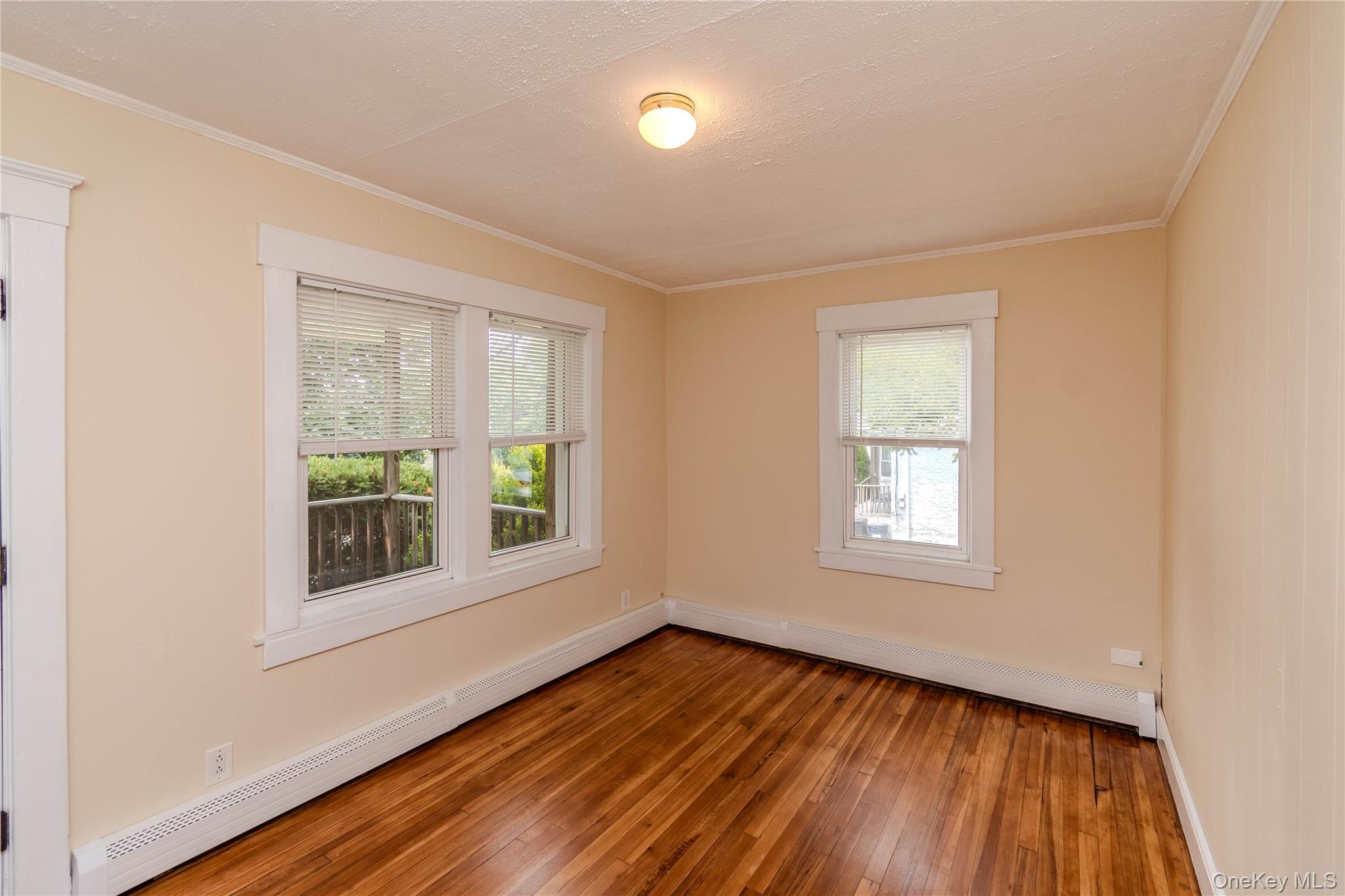 382 E Main Street – For Sale photo 12