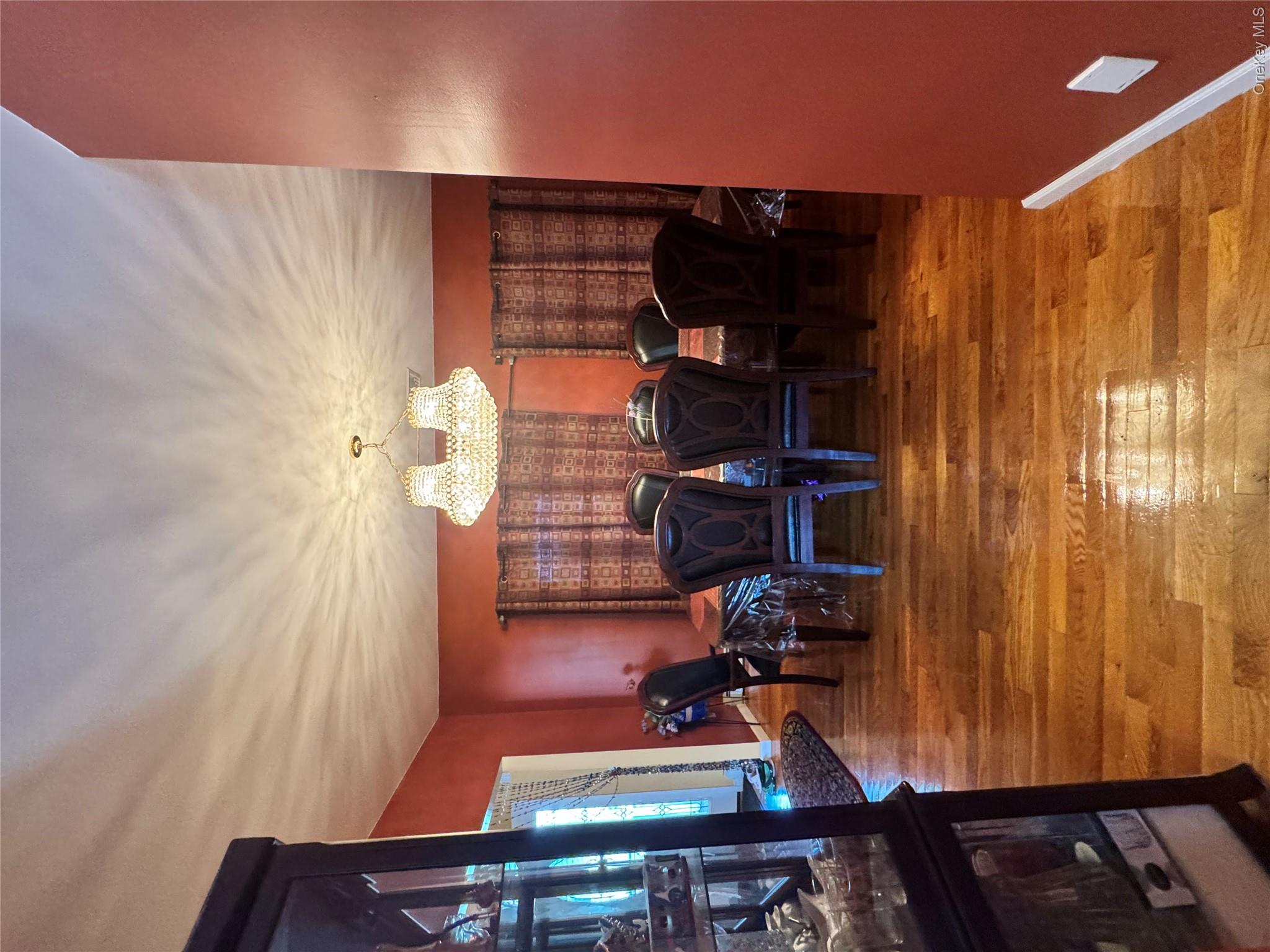 10 Willys Court – For Sale photo 12