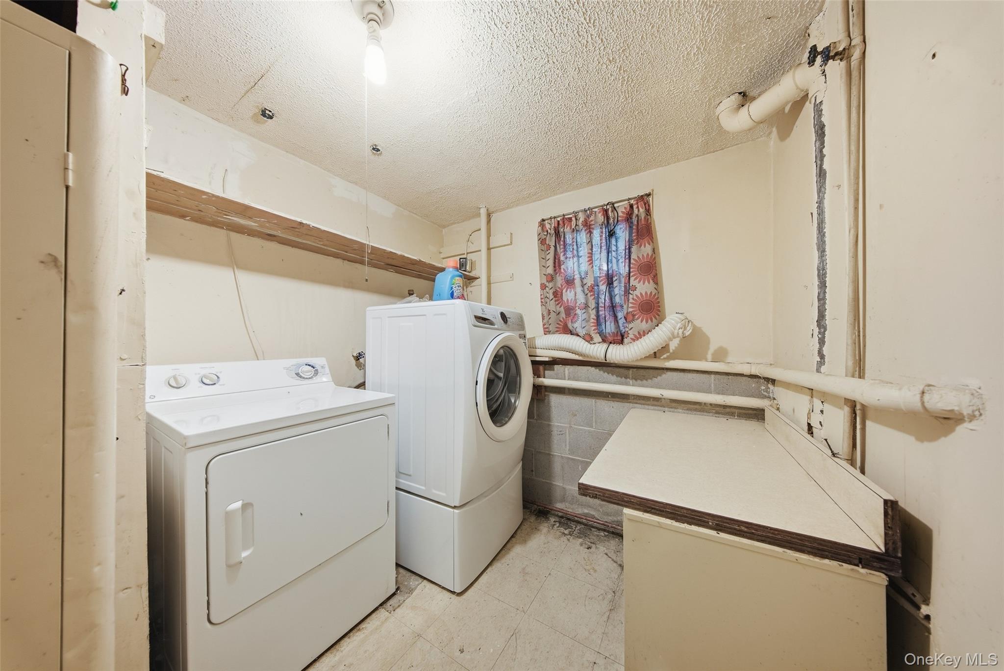 84 Railroad Avenue – For Sale photo 20