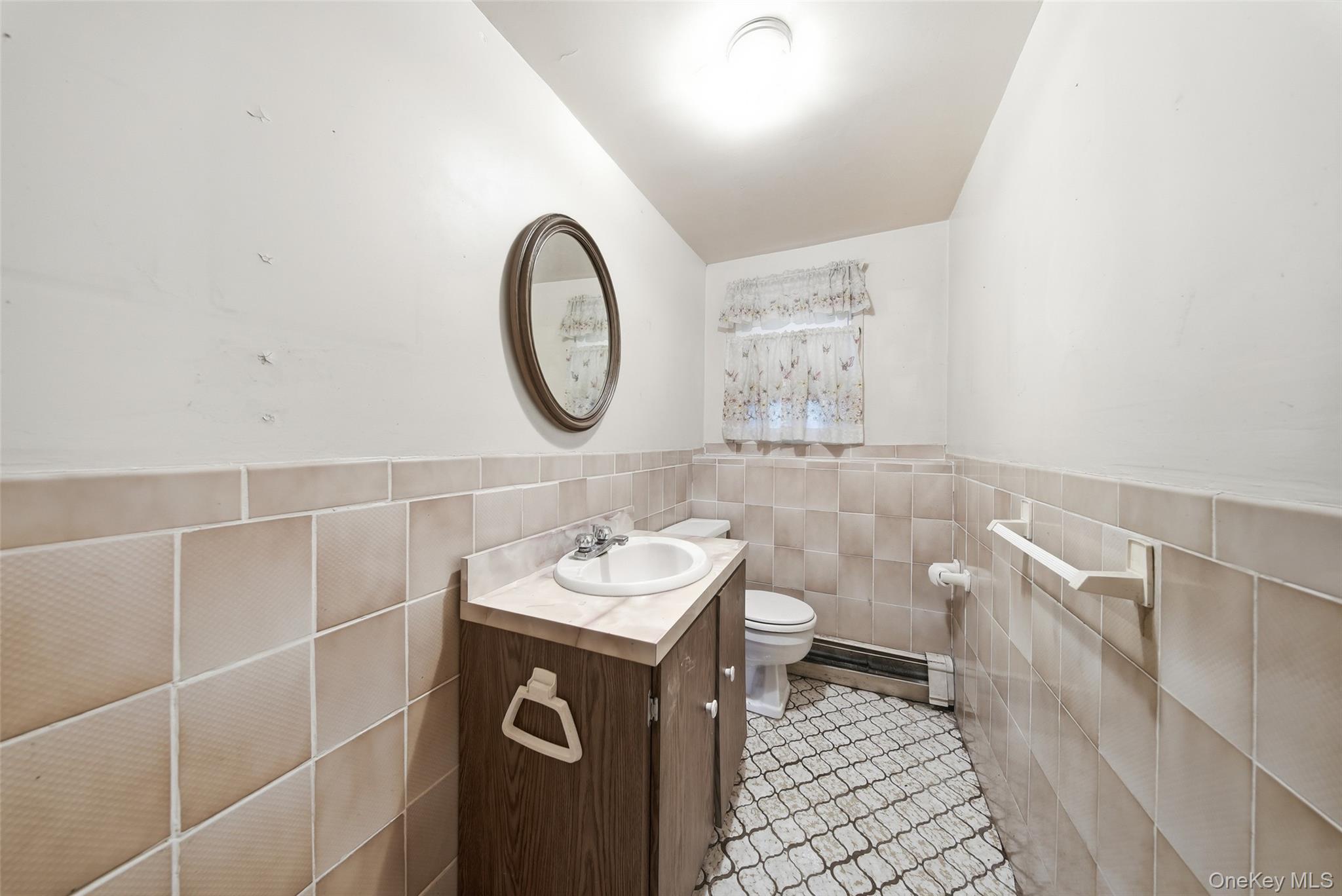 84 Railroad Avenue – For Sale photo 19