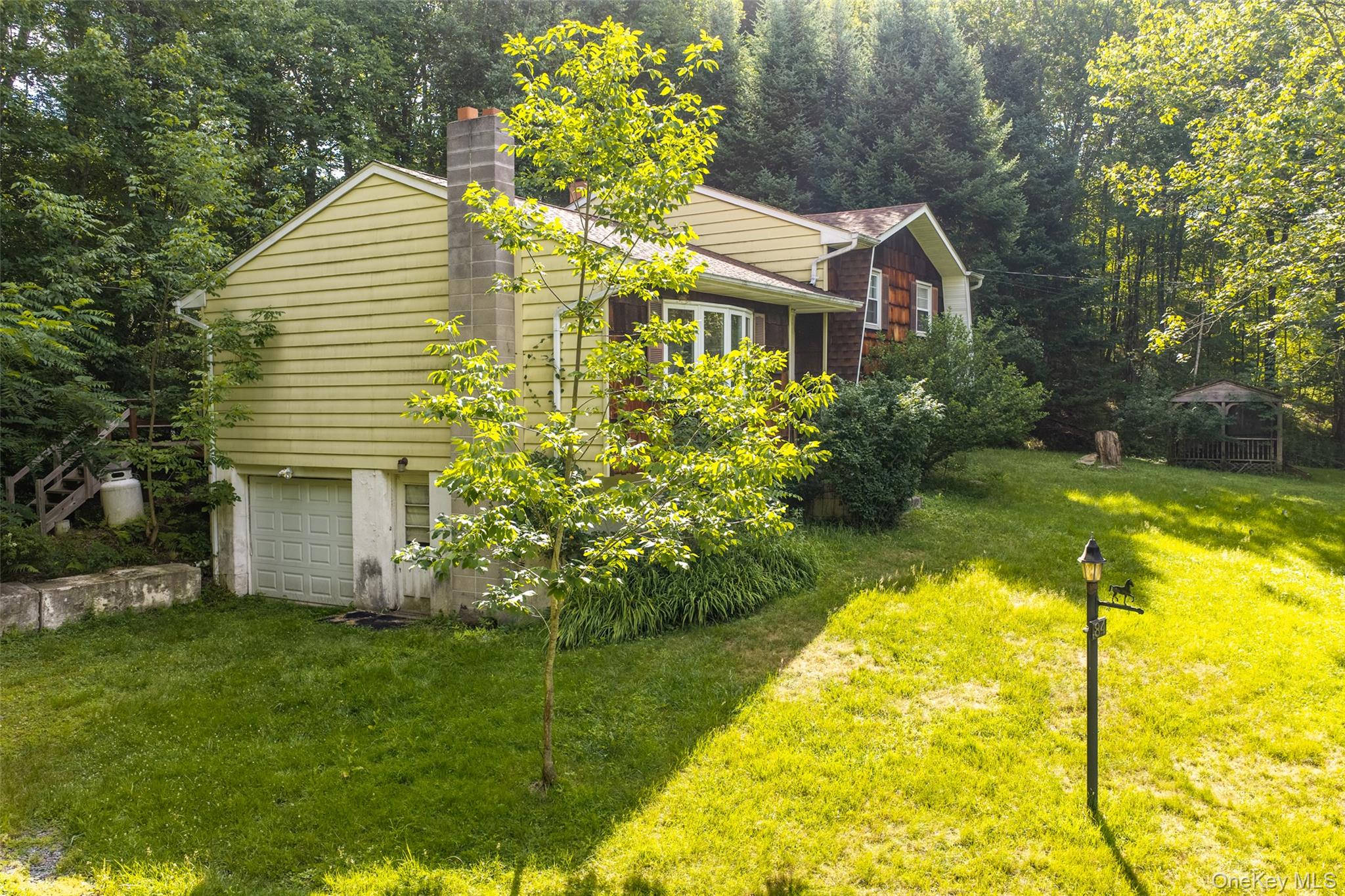 84 Railroad Avenue – For Sale photo 5
