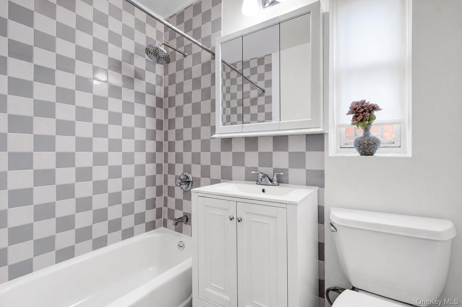 180 Van Cortlandt Park South, Unit 5C photo 11