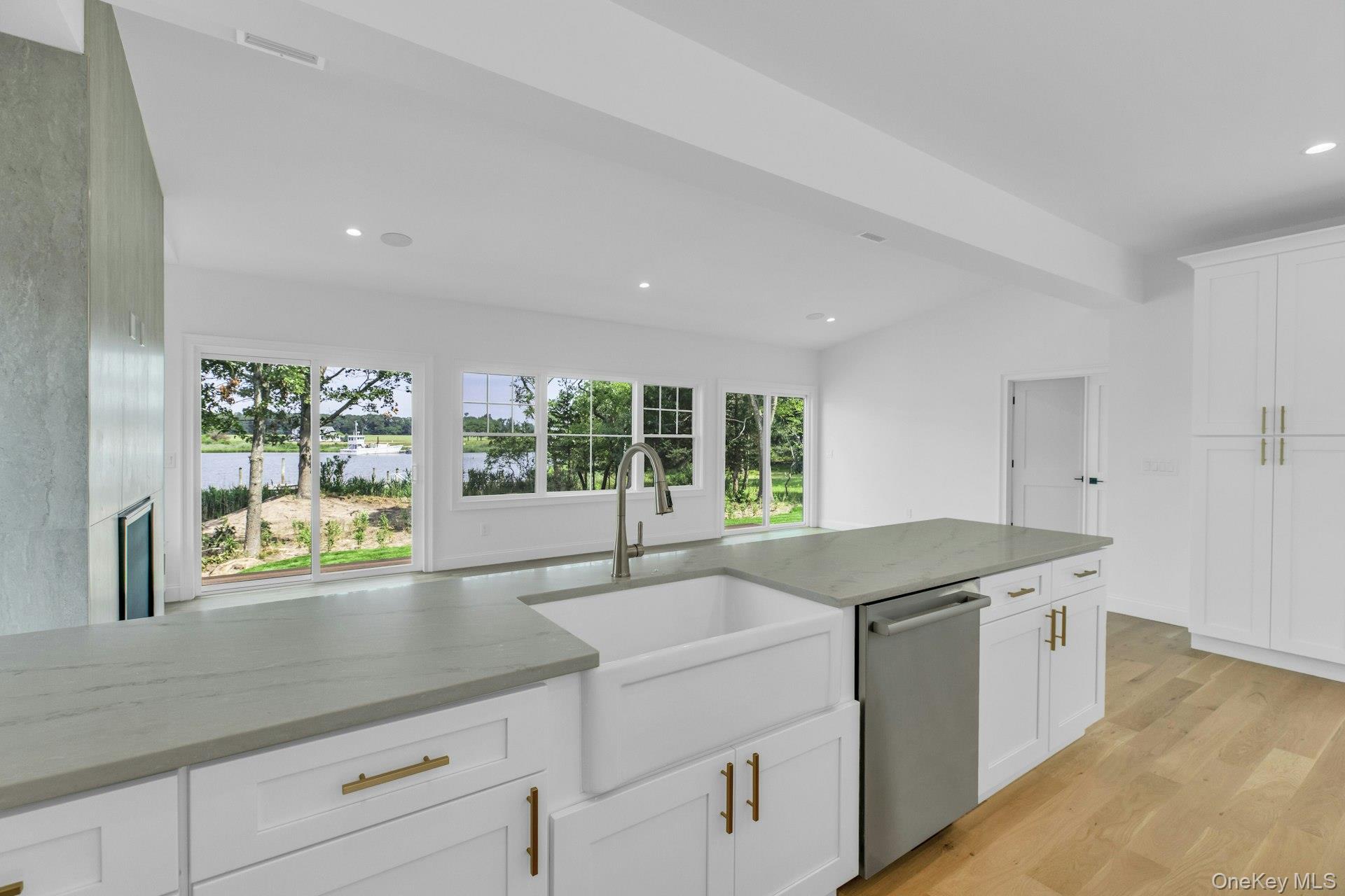 255 Peconic Bay Boulevard – For Sale photo 23