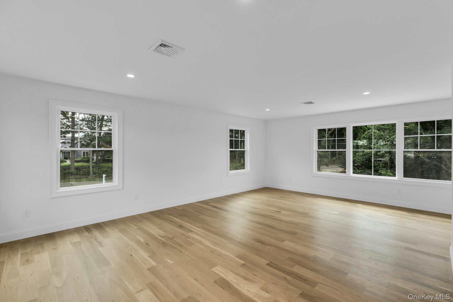 255 Peconic Bay Boulevard – For Sale photo 34