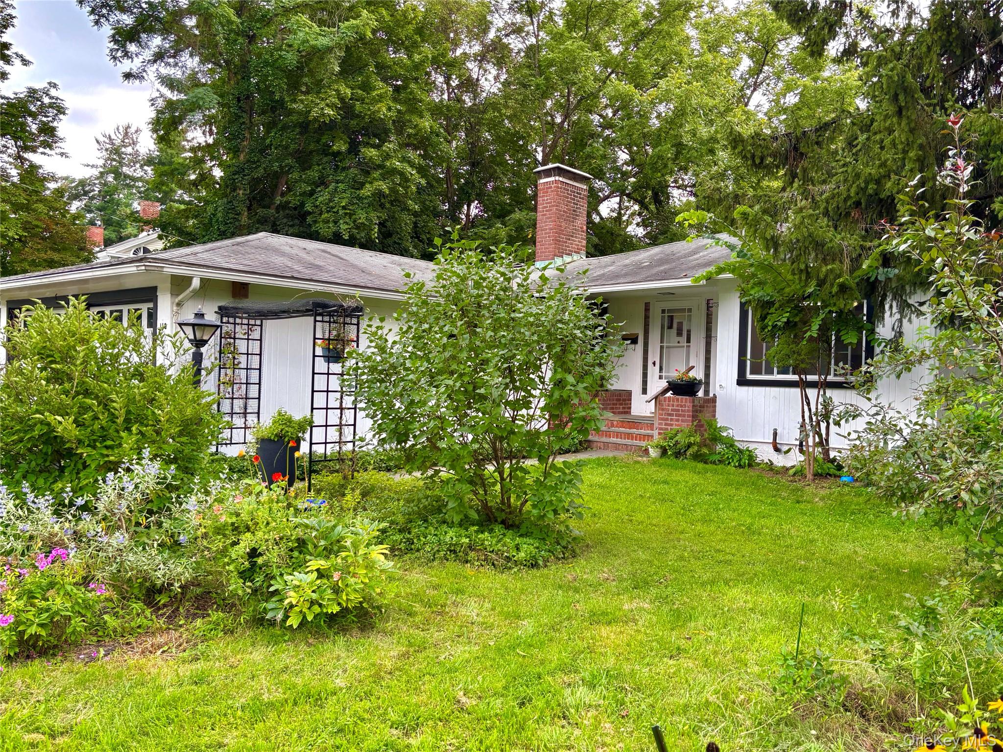 110 Montgomery Street – For Sale photo 3
