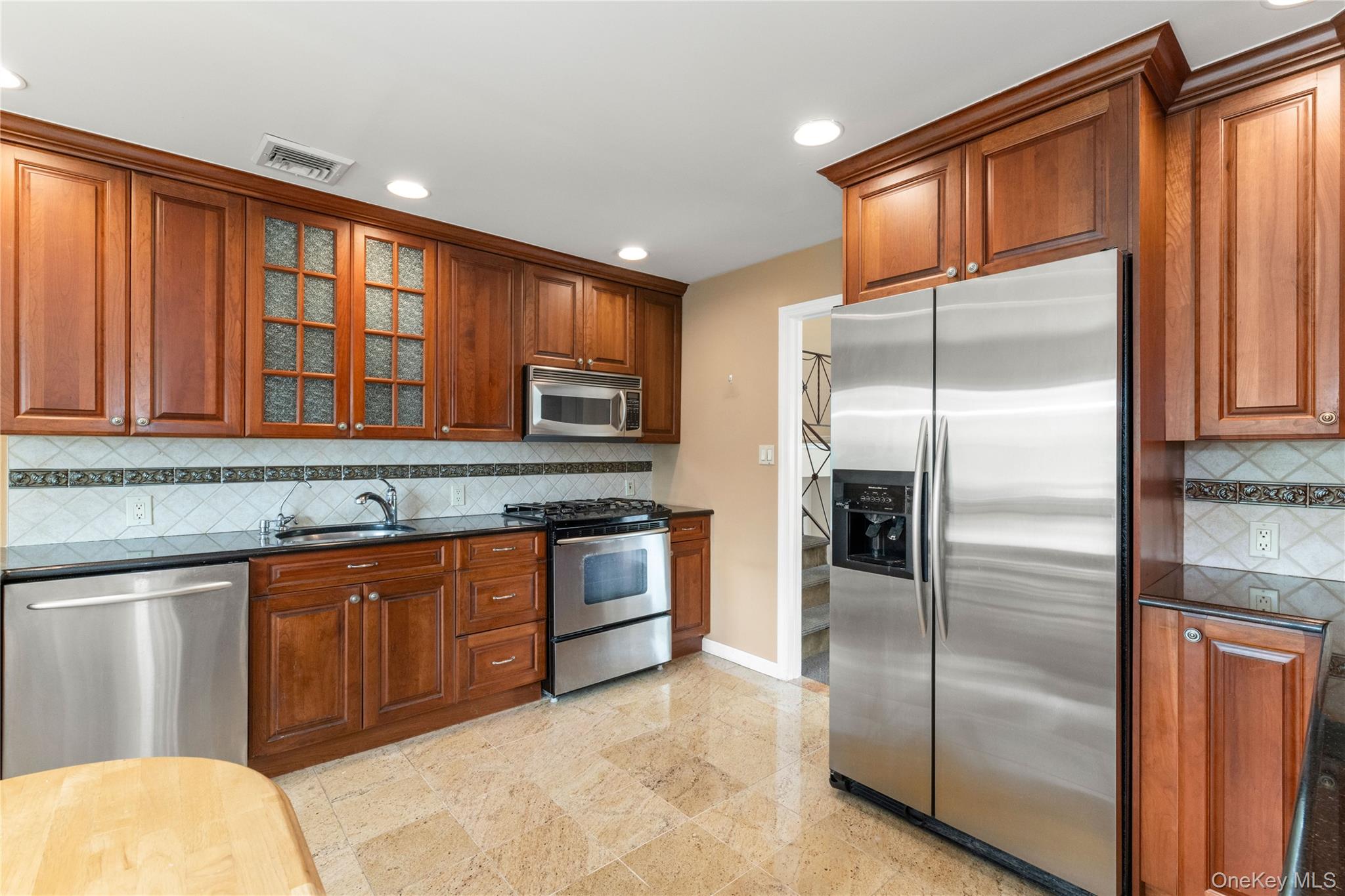 797 Caldwell Avenue – For Rent photo 10