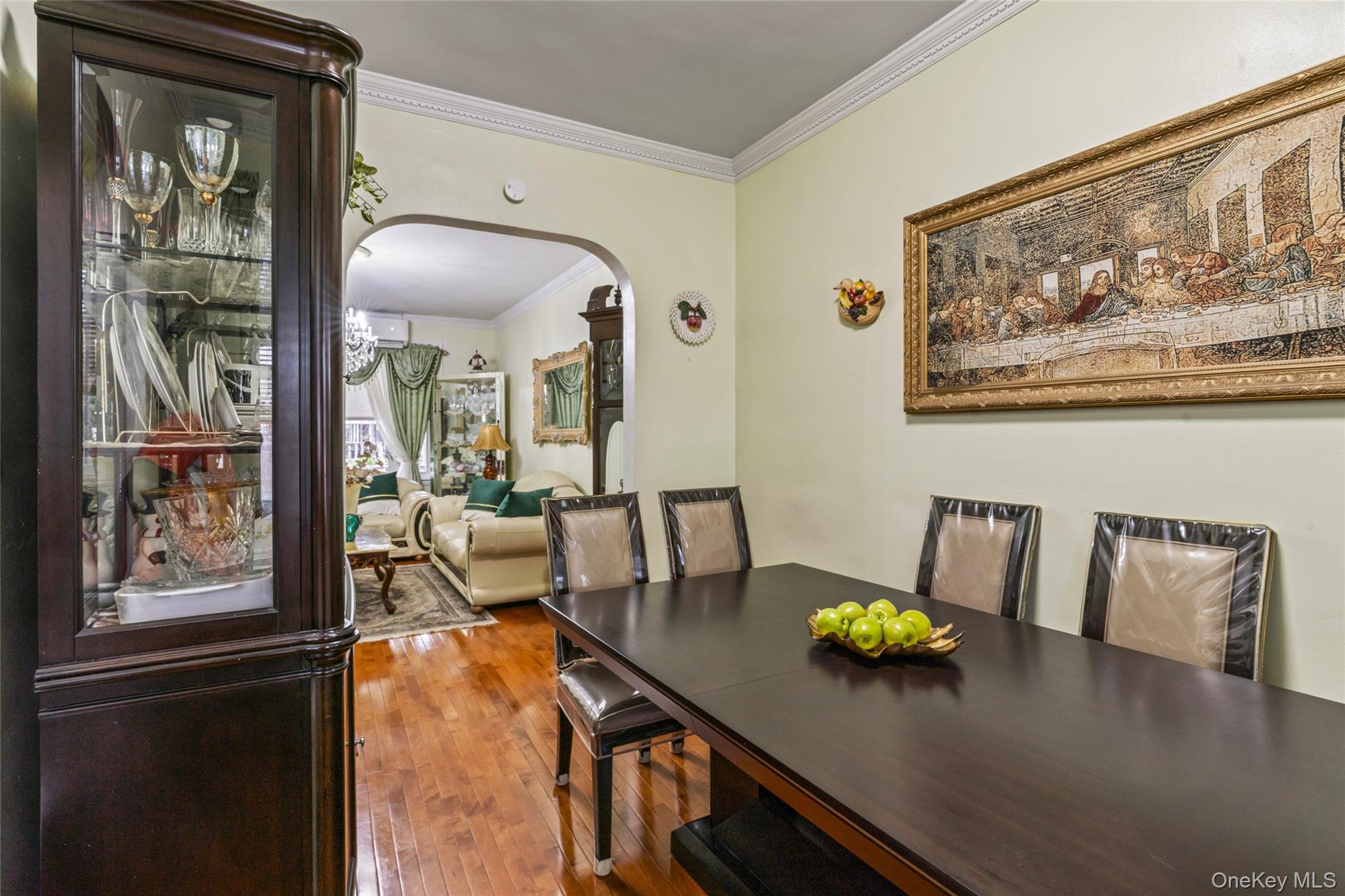 157 E 49th Street – For Sale photo 4