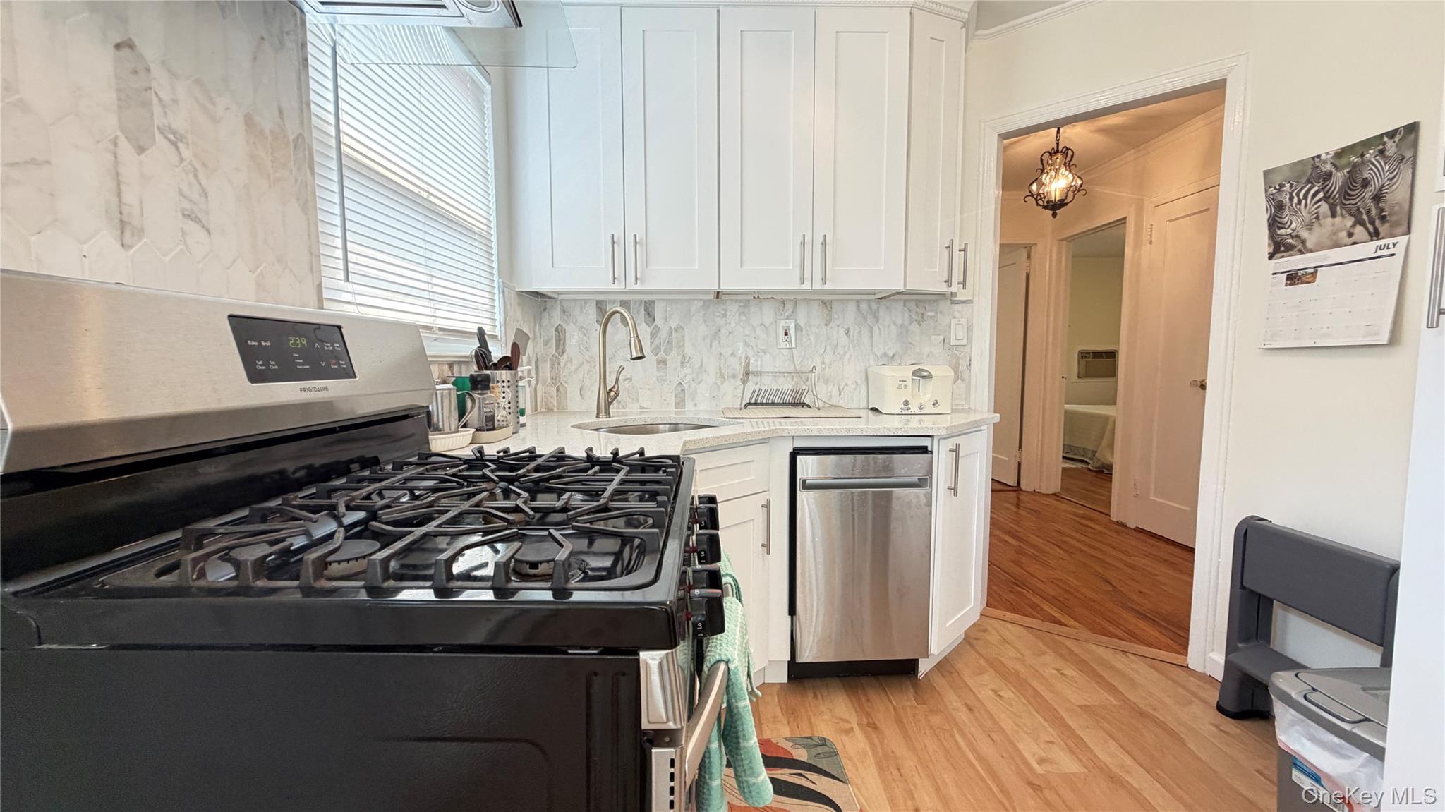 259-19 80 Avenue – For Sale photo 16