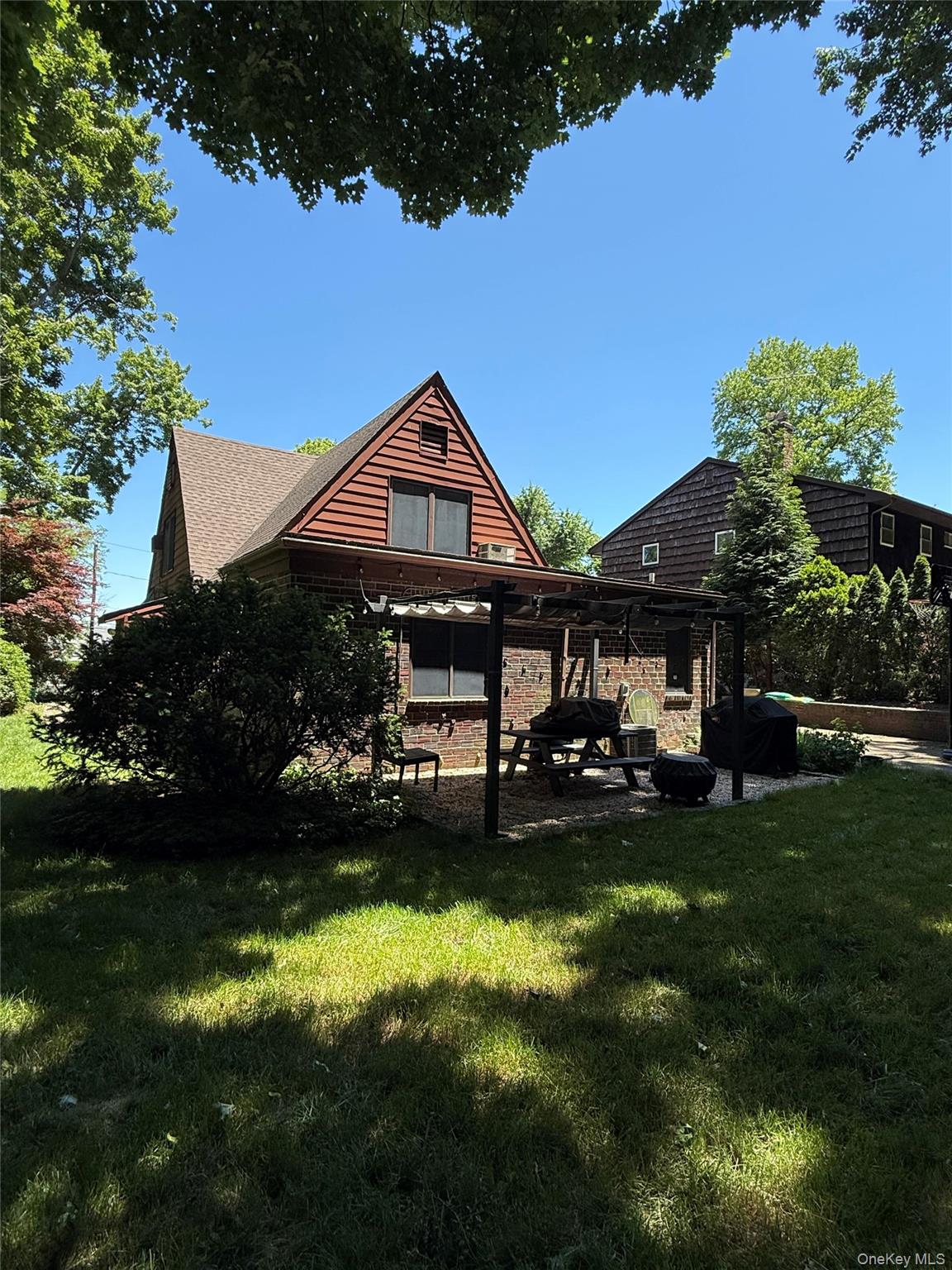 11 W Terrace Road – For Sale photo 18