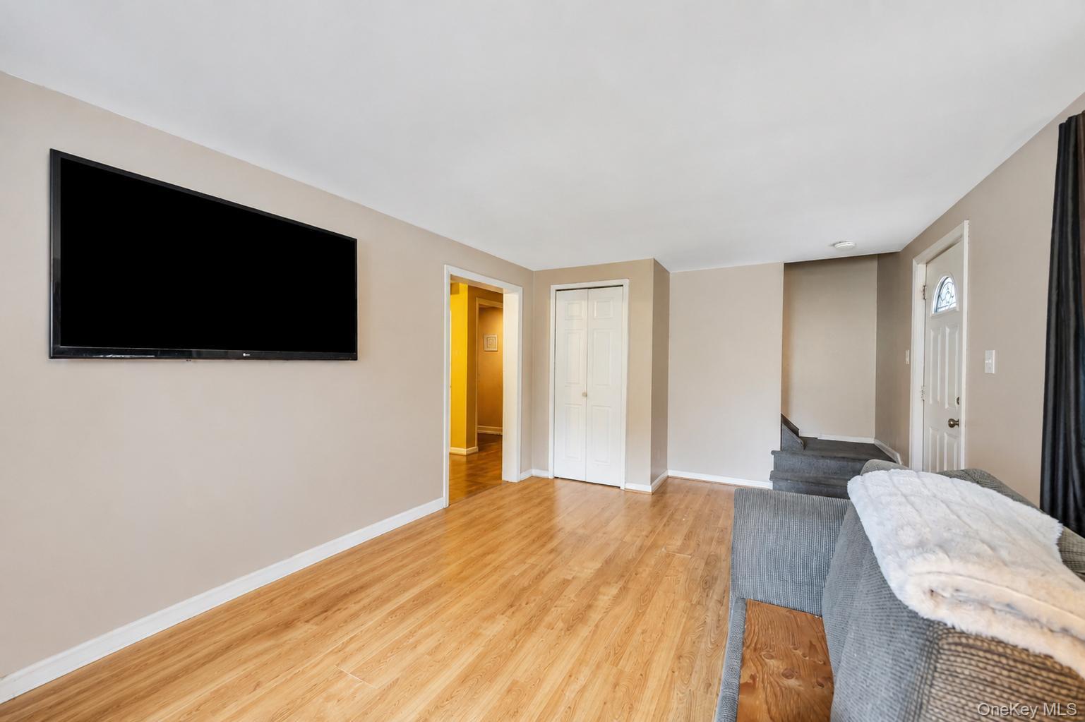 20 E Pine Street – For Sale photo 27