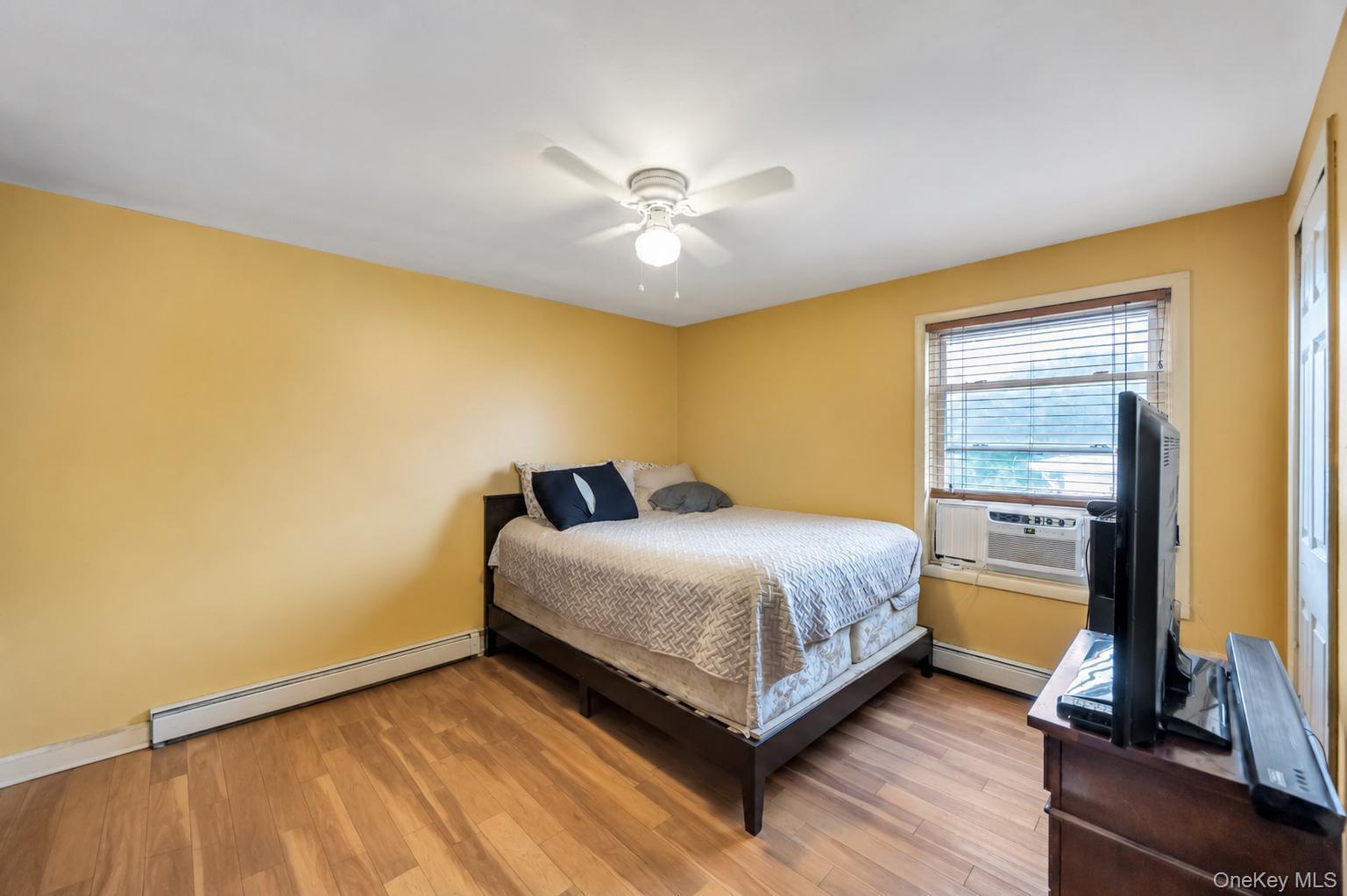 20 E Pine Street – For Sale photo 29